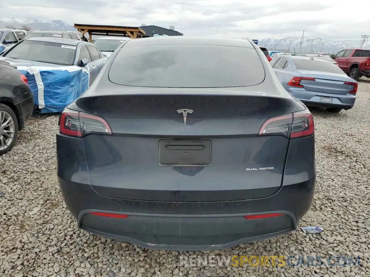 6 fotografías del automóvil dañado 7SAYGDEE7RF158721 TESLA MODEL Y 2024