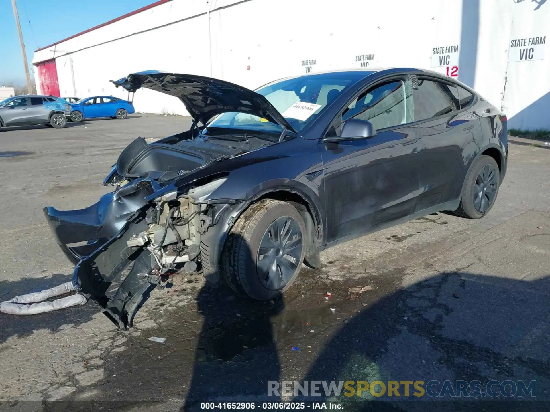2 fotografías del automóvil dañado 7SAYGDEE7RF192920 TESLA MODEL Y 2024