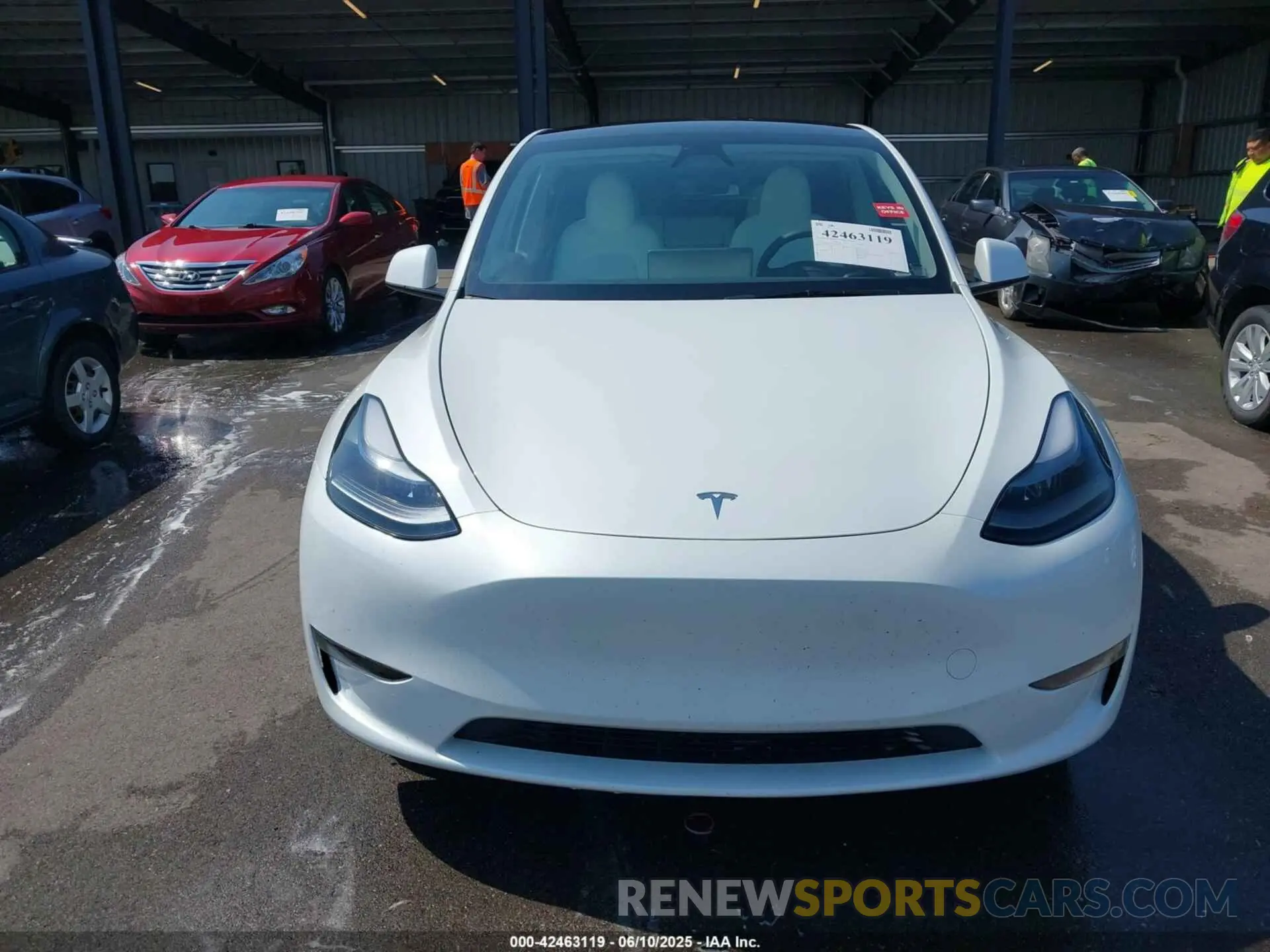 13 fotografías del automóvil dañado 7SAYGDEE7RF202104 TESLA MODEL Y 2024