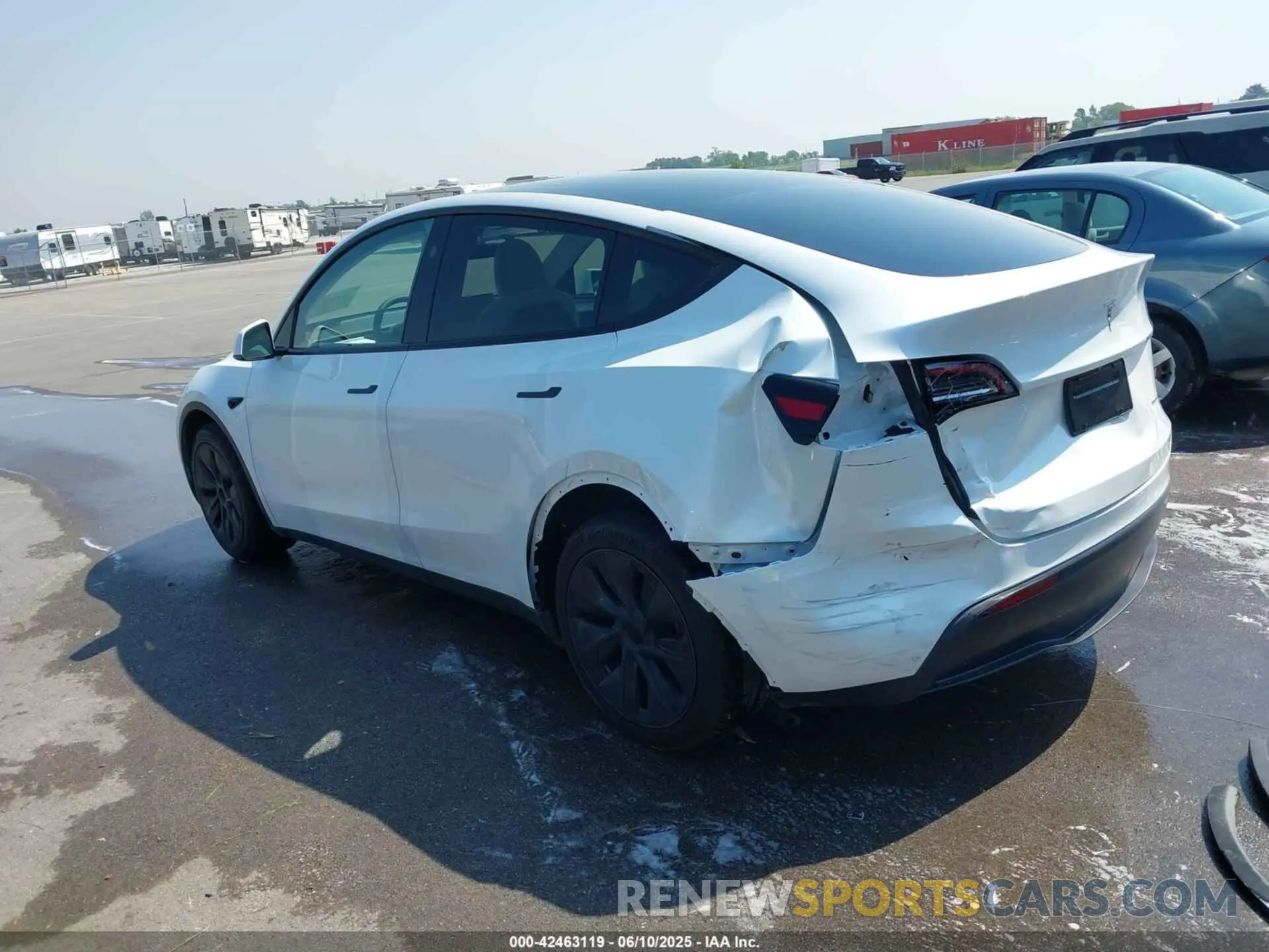 3 fotografías del automóvil dañado 7SAYGDEE7RF202104 TESLA MODEL Y 2024