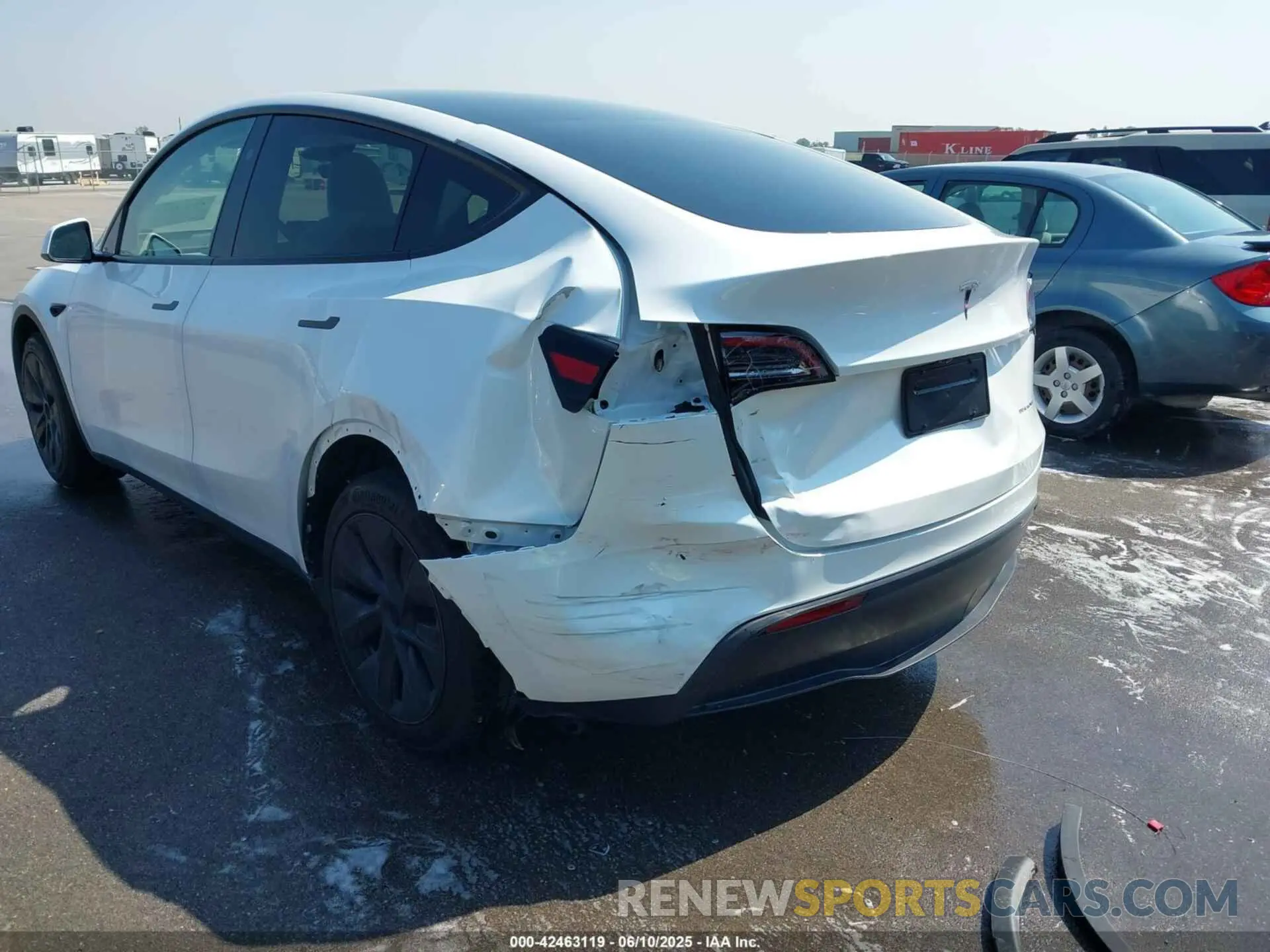 6 fotografías del automóvil dañado 7SAYGDEE7RF202104 TESLA MODEL Y 2024