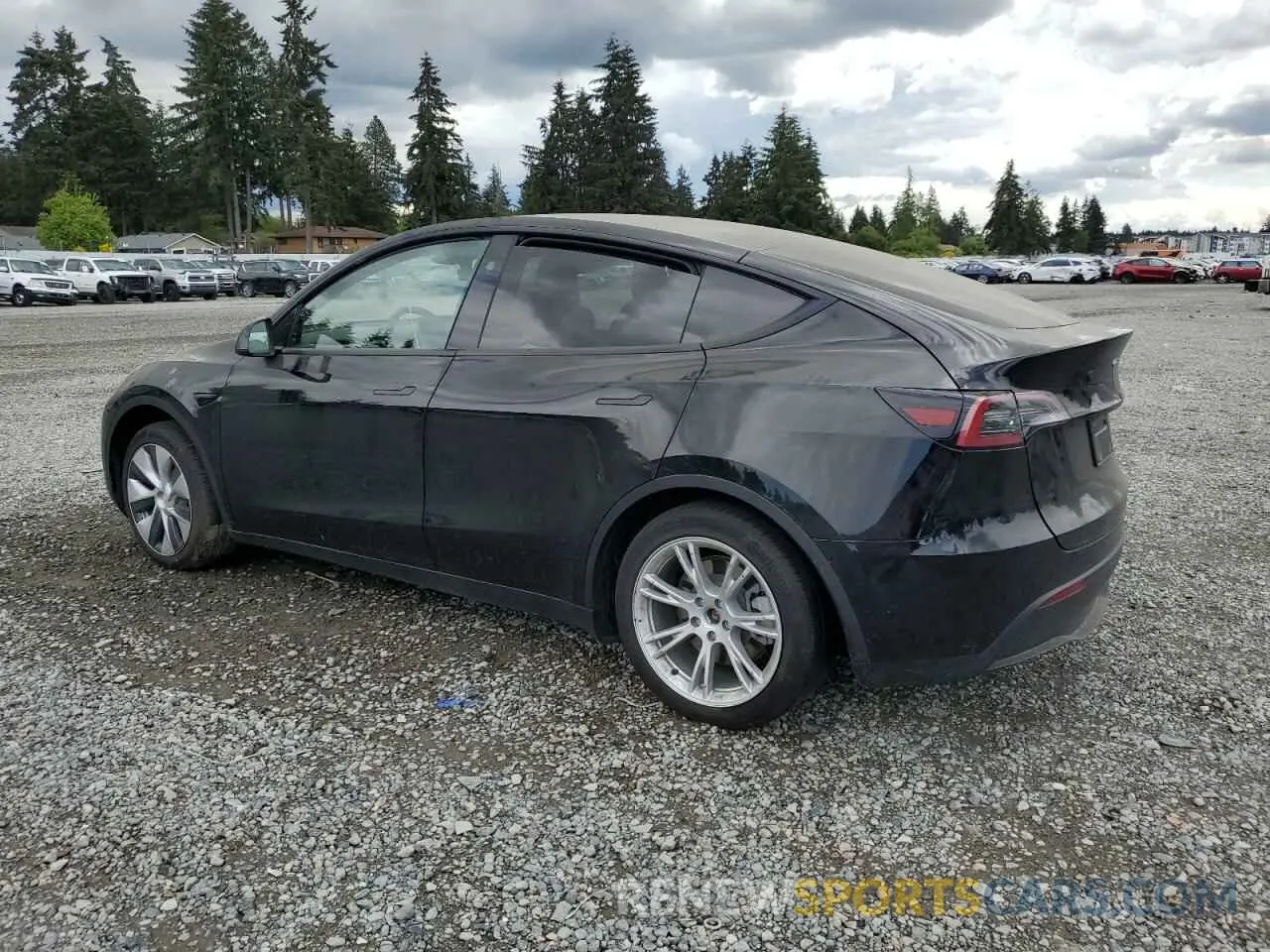 2 fotografías del automóvil dañado 7SAYGDEE7RF985344 TESLA MODEL Y 2024