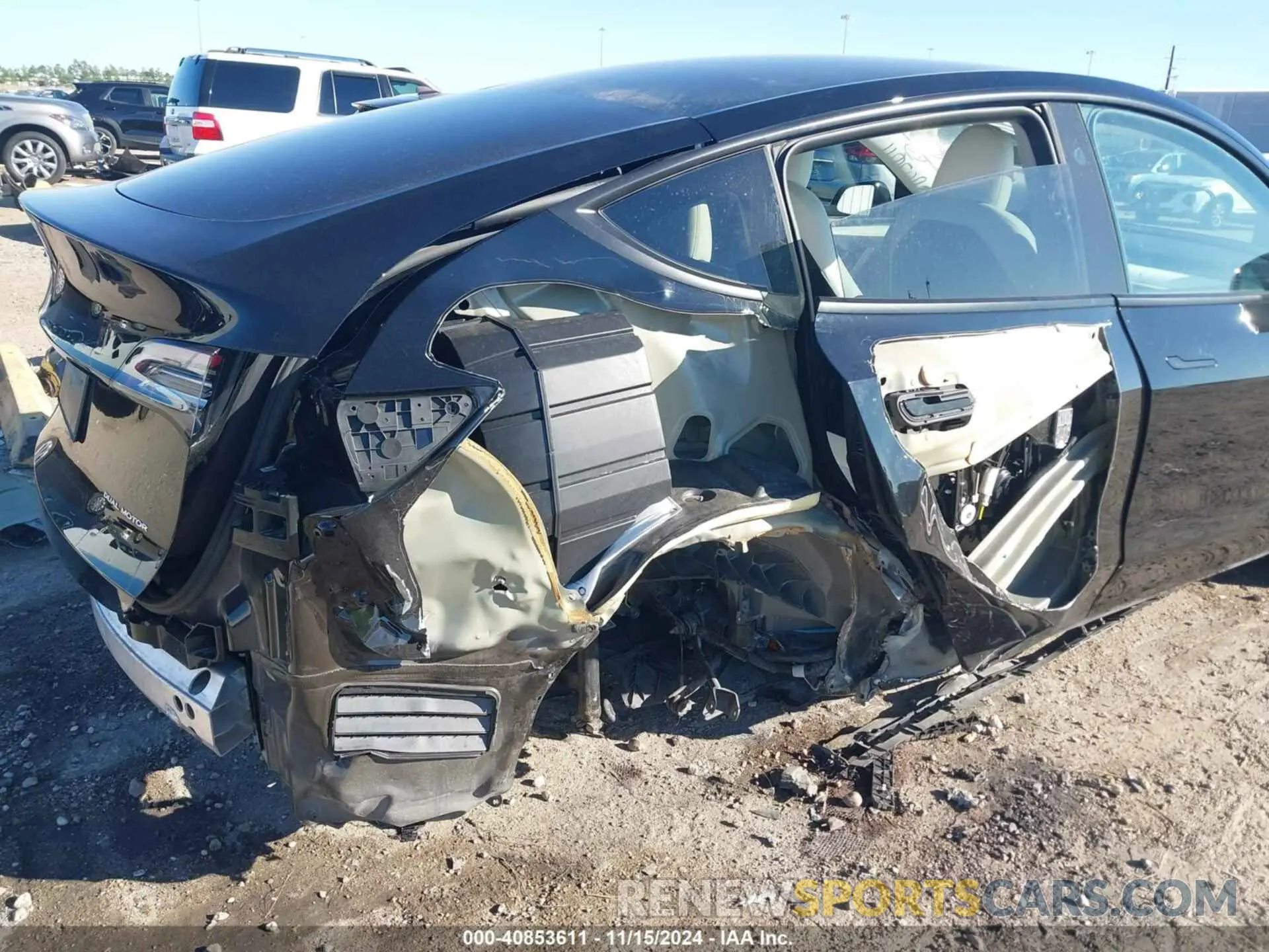 6 fotografías del automóvil dañado 7SAYGDEE8RA222844 TESLA MODEL Y 2024