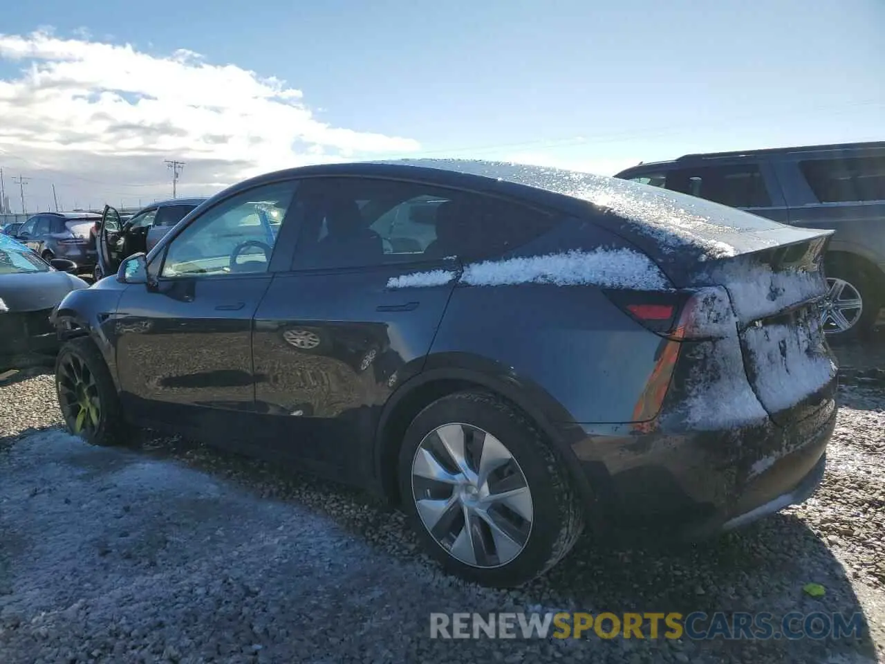 2 fotografías del automóvil dañado 7SAYGDEE8RA234184 TESLA MODEL Y 2024
