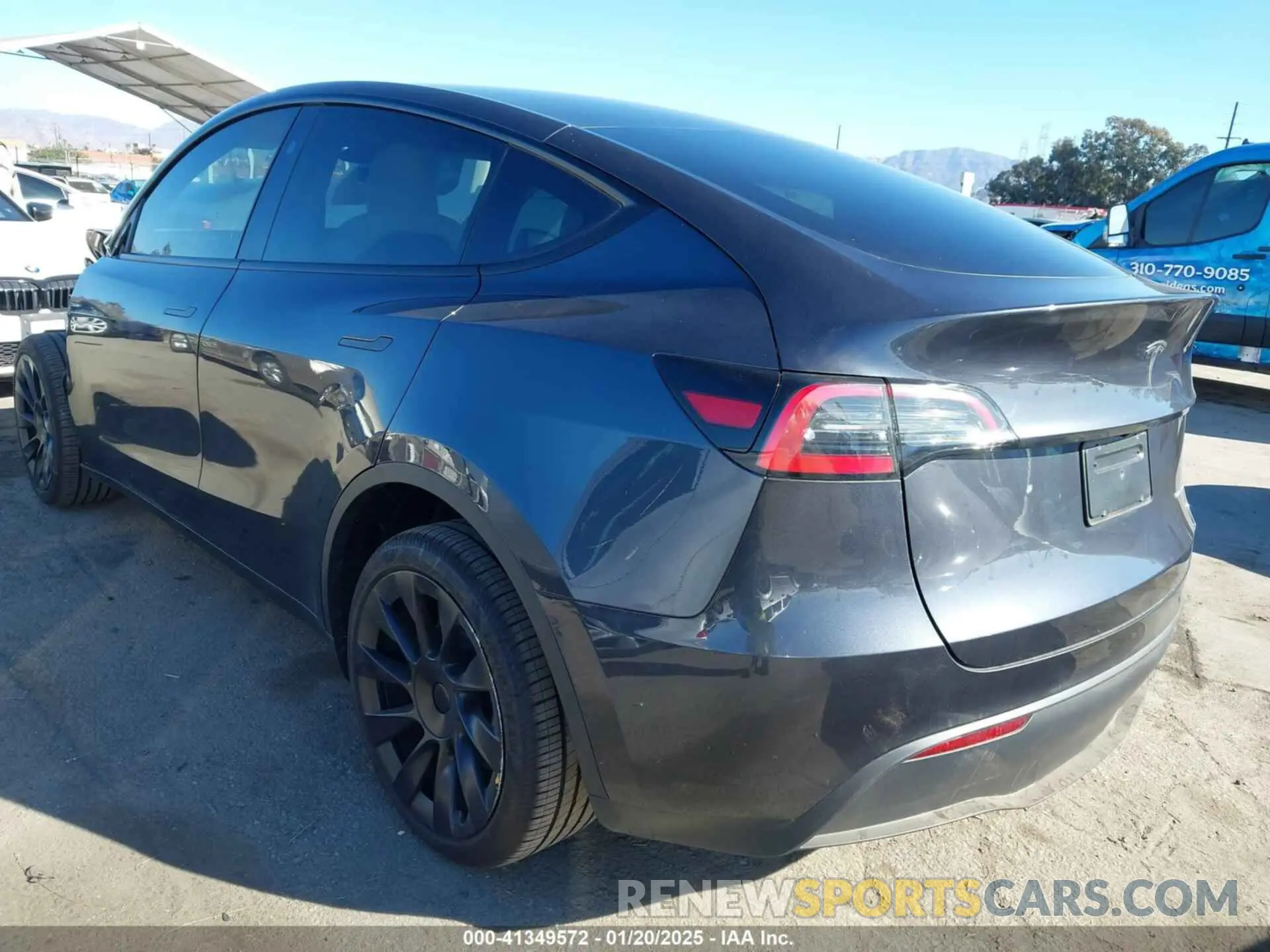 3 fotografías del automóvil dañado 7SAYGDEE8RA238834 TESLA MODEL Y 2024