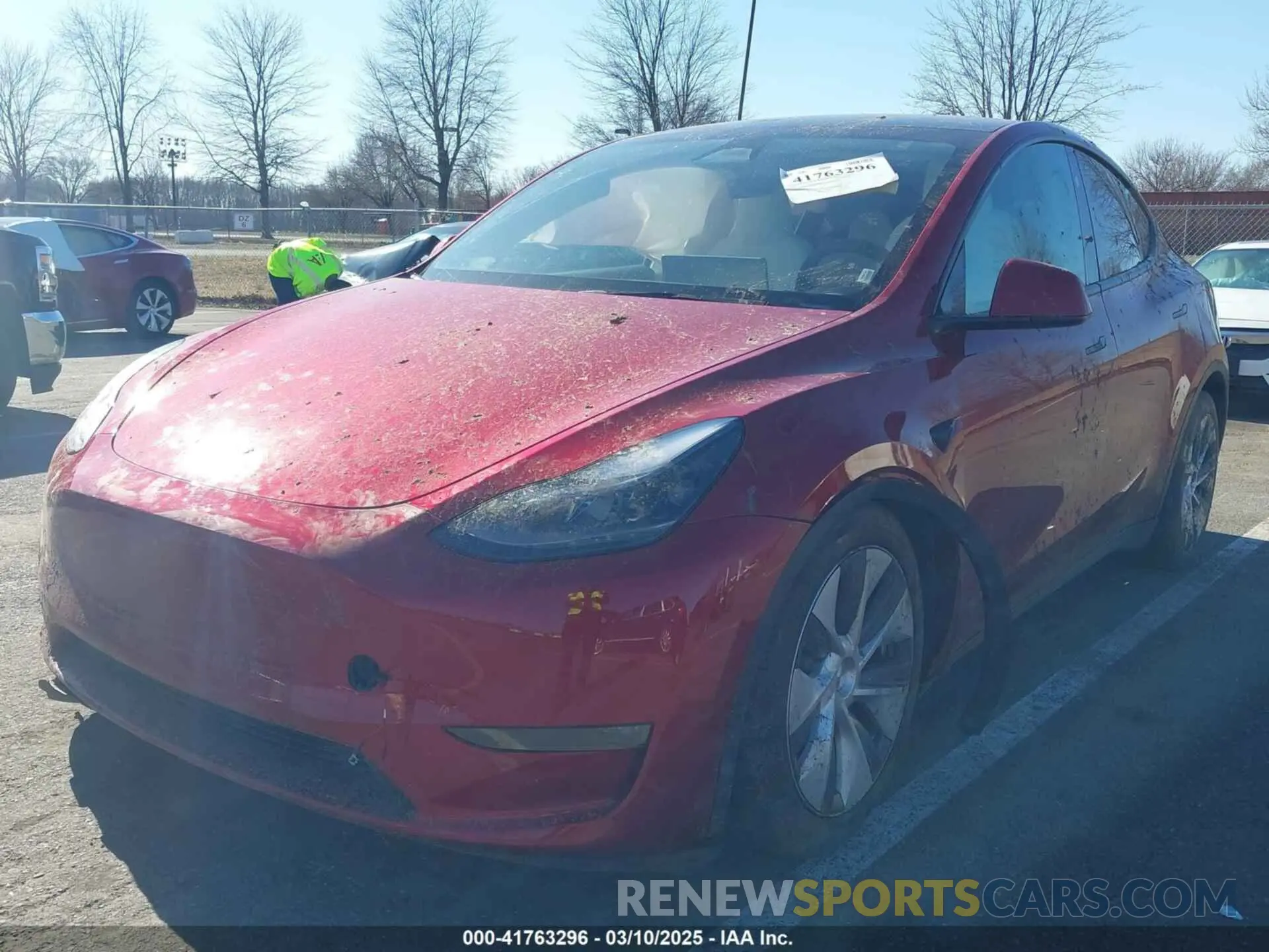 2 fotografías del automóvil dañado 7SAYGDEE8RA259585 TESLA MODEL Y 2024