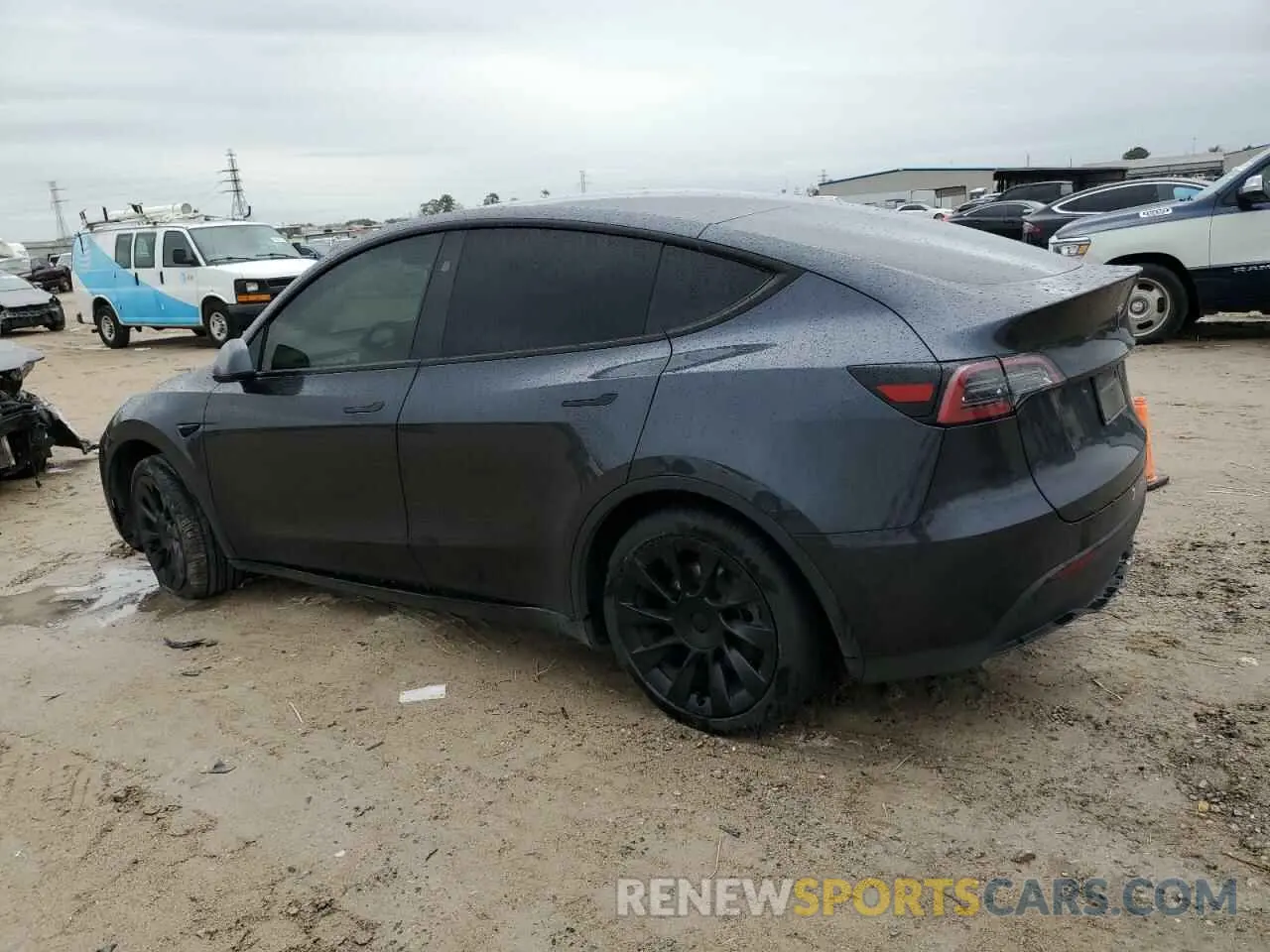 2 fotografías del automóvil dañado 7SAYGDEE8RA280887 TESLA MODEL Y 2024