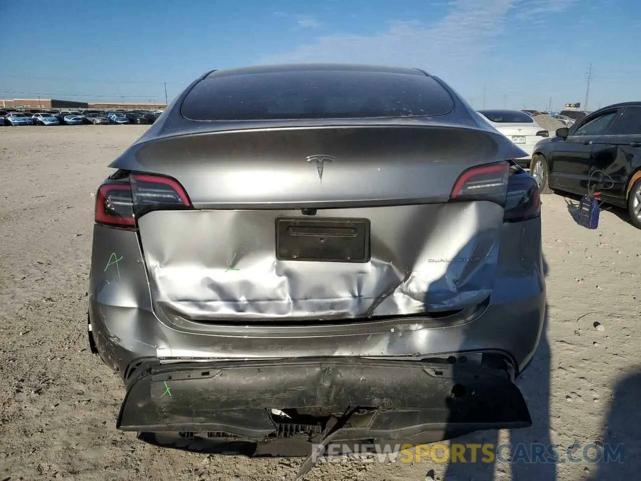 6 fotografías del automóvil dañado 7SAYGDEE8RA291162 TESLA MODEL Y 2024