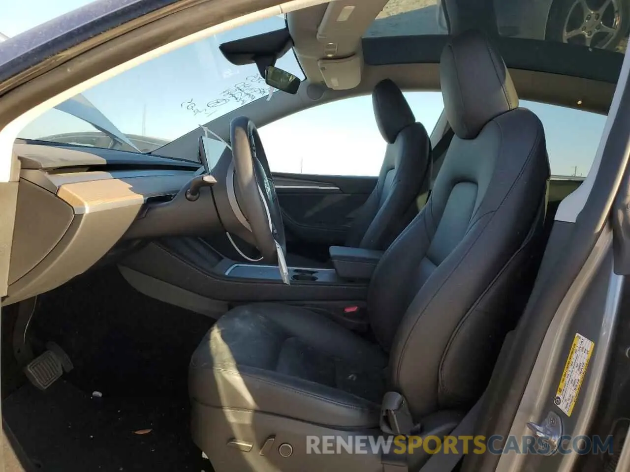 7 fotografías del automóvil dañado 7SAYGDEE8RA291162 TESLA MODEL Y 2024