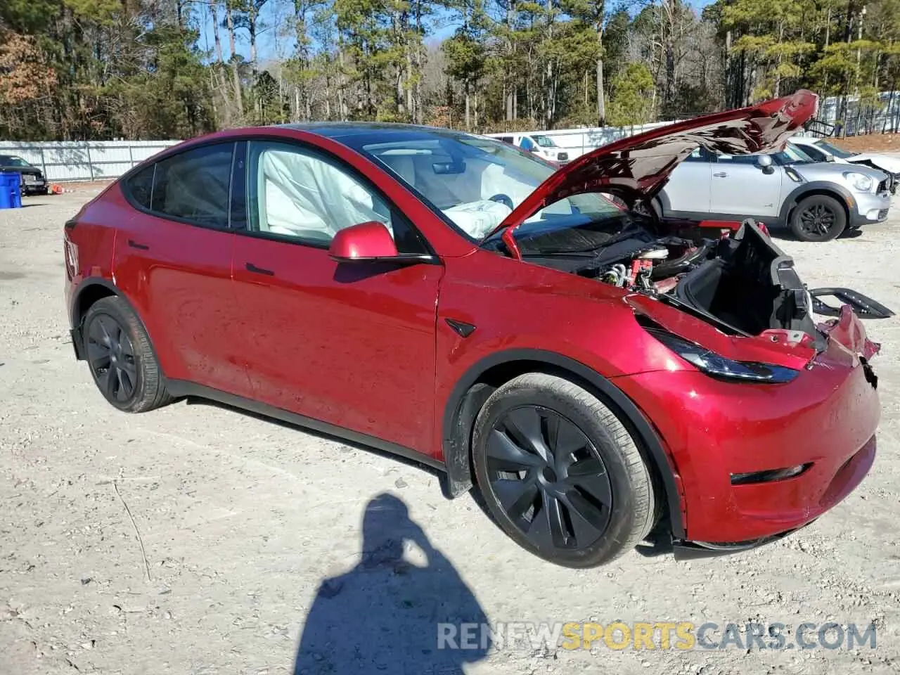 4 fotografías del automóvil dañado 7SAYGDEE8RA308557 TESLA MODEL Y 2024