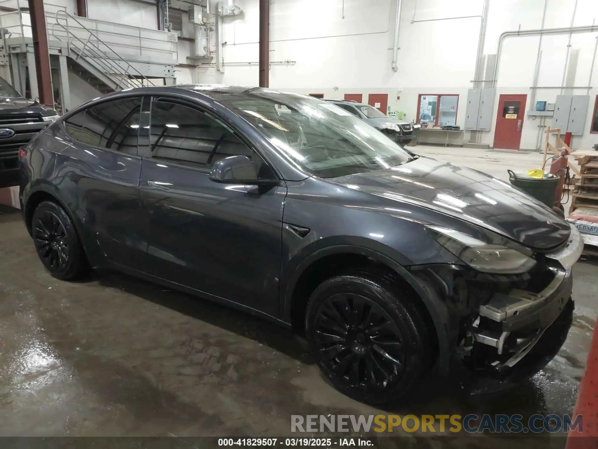 1 fotografías del automóvil dañado 7SAYGDEE8RF072835 TESLA MODEL Y 2024
