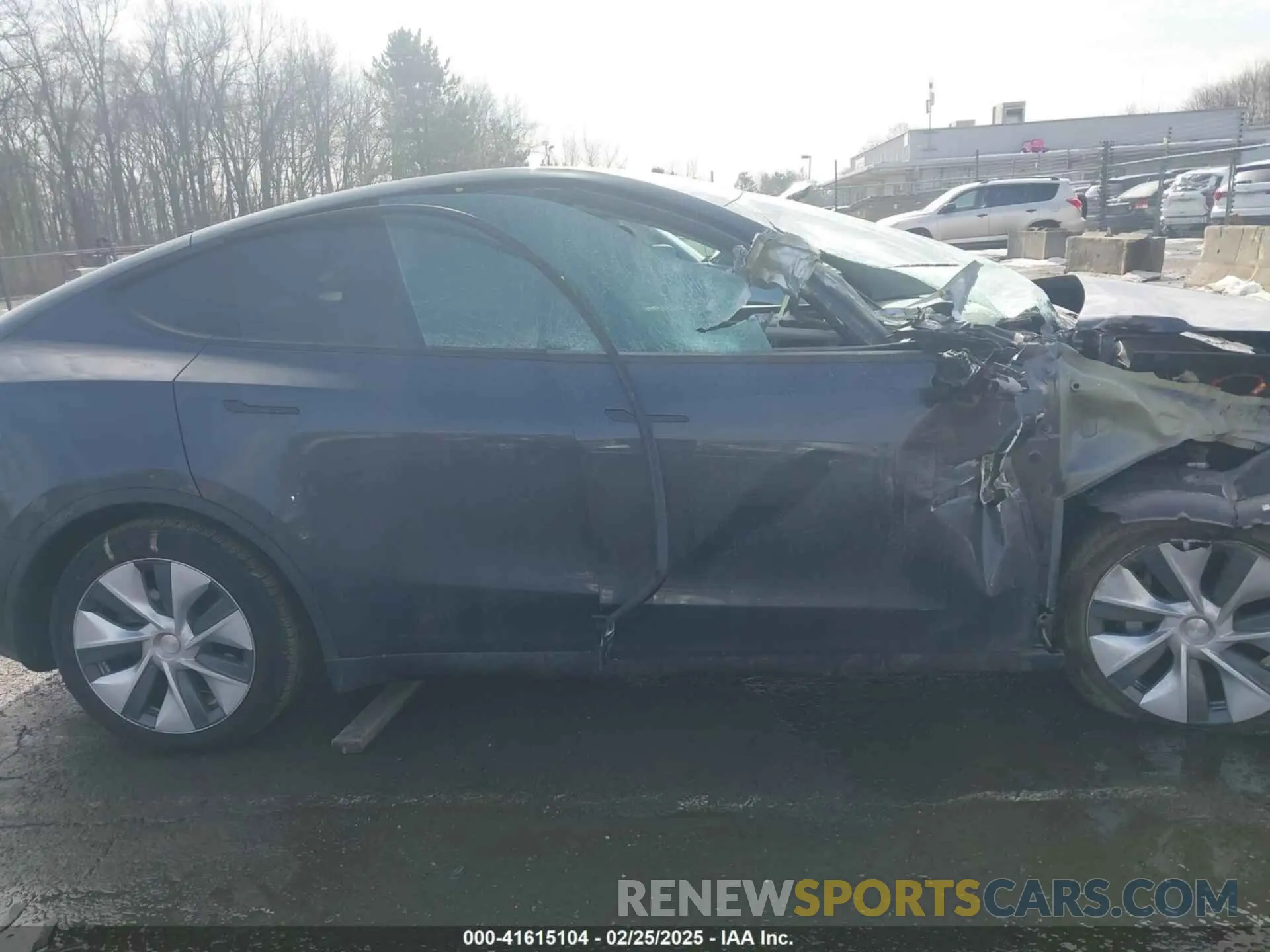 13 fotografías del automóvil dañado 7SAYGDEE8RF084936 TESLA MODEL Y 2024