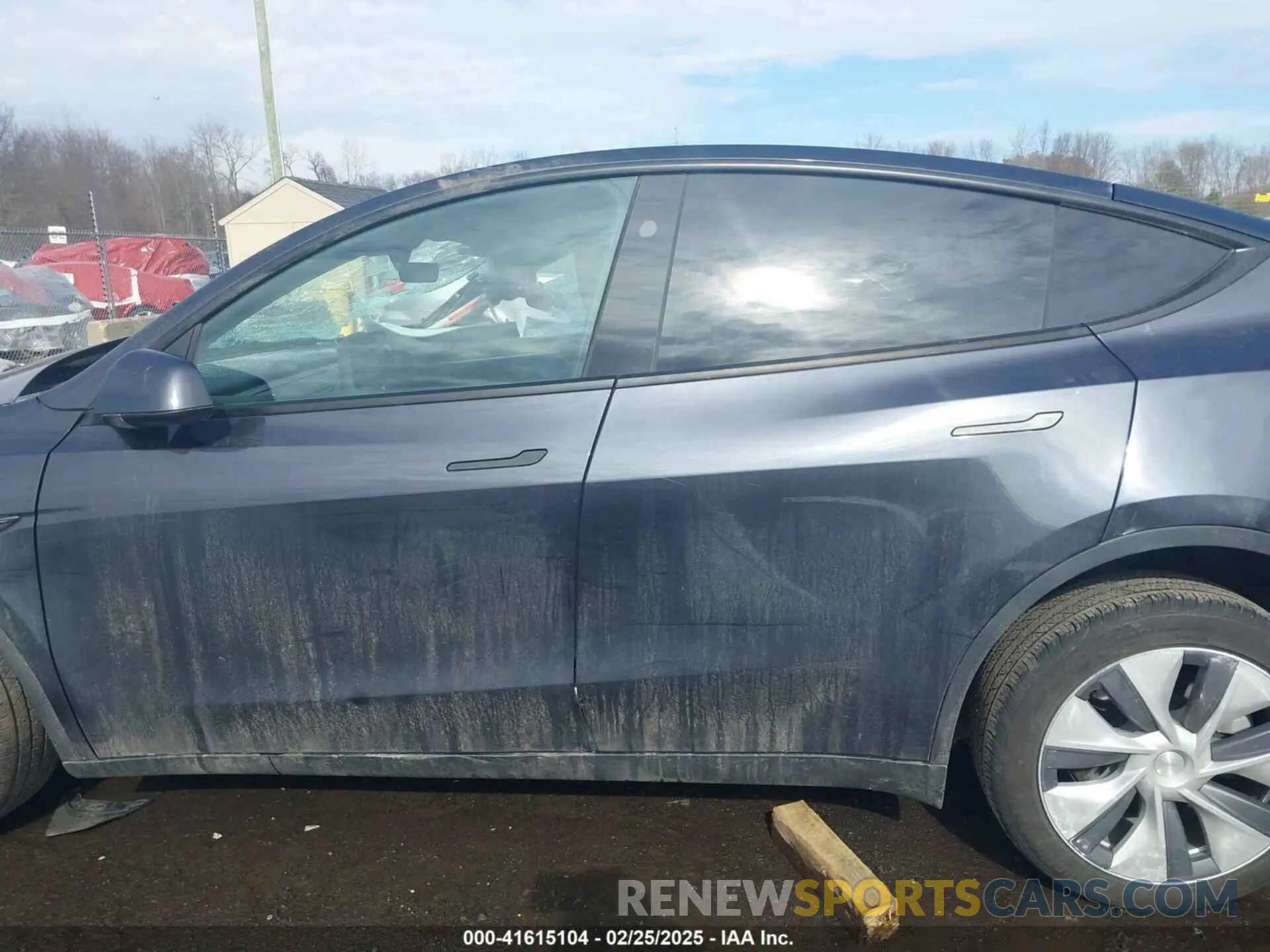 14 fotografías del automóvil dañado 7SAYGDEE8RF084936 TESLA MODEL Y 2024