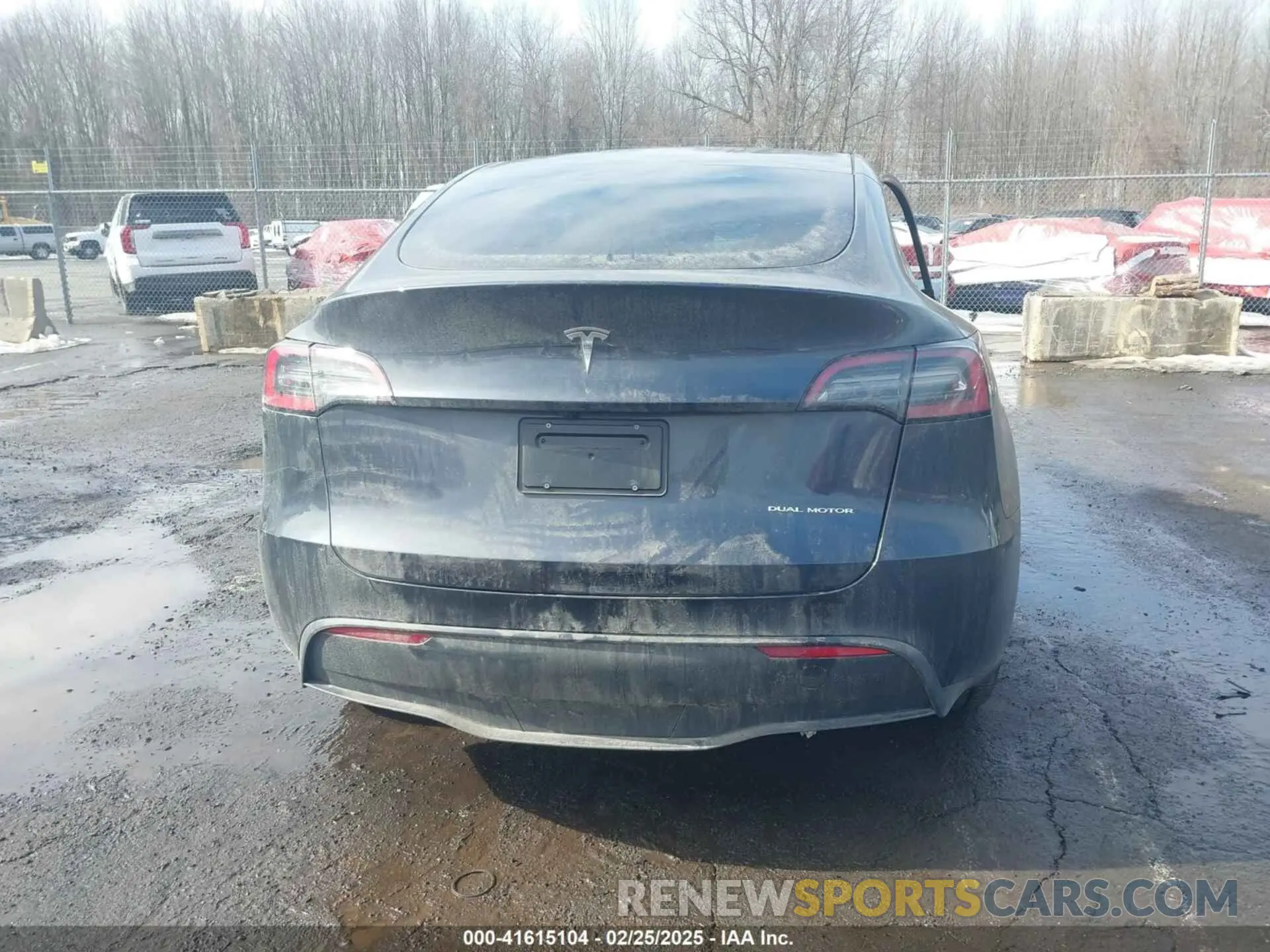 16 fotografías del automóvil dañado 7SAYGDEE8RF084936 TESLA MODEL Y 2024