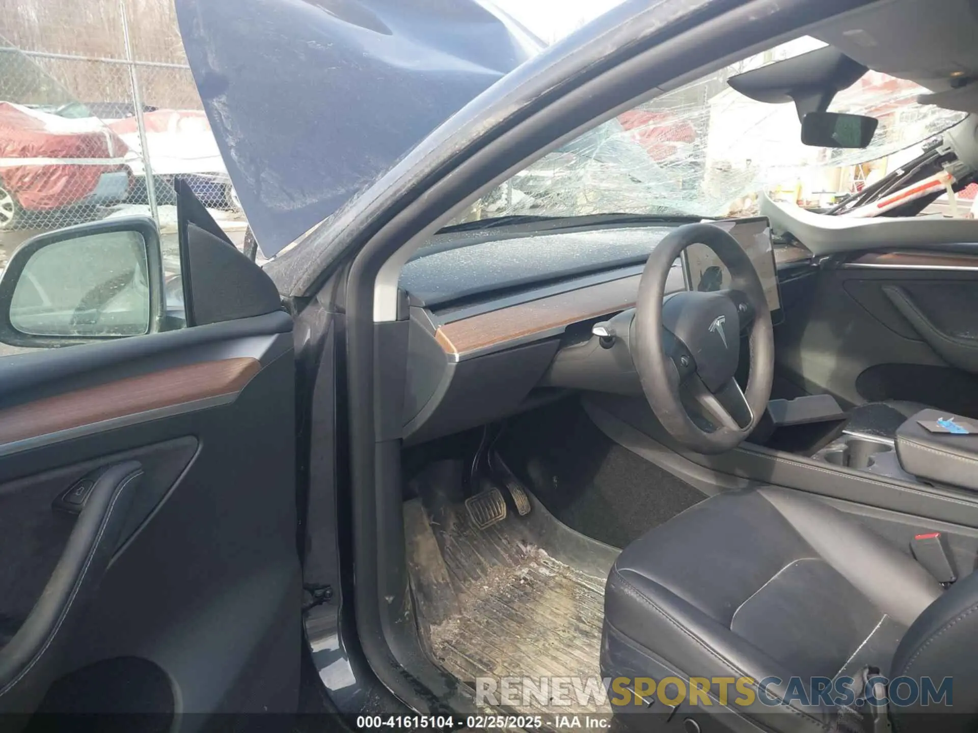 5 fotografías del automóvil dañado 7SAYGDEE8RF084936 TESLA MODEL Y 2024
