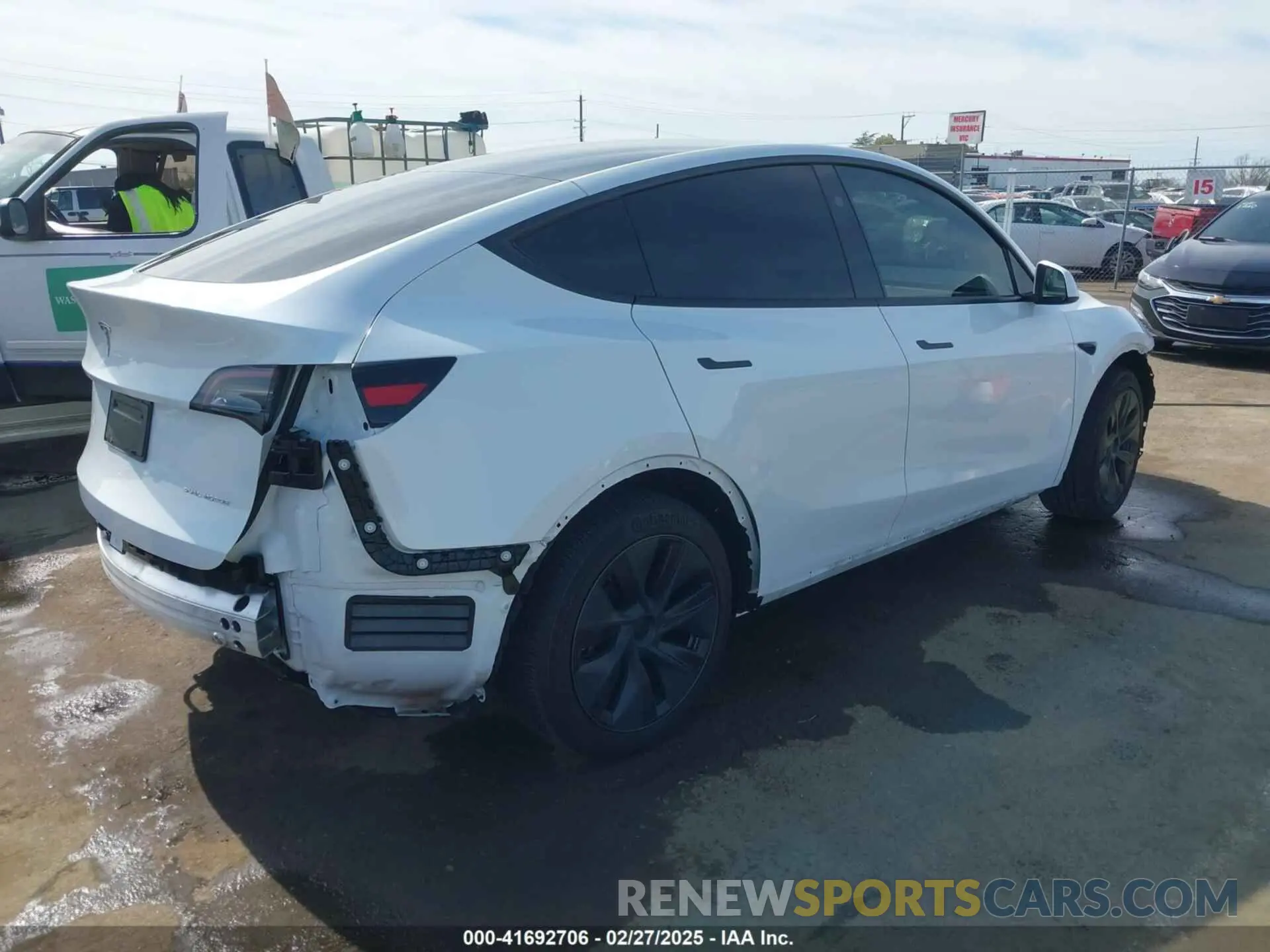 4 fotografías del automóvil dañado 7SAYGDEE8RF161370 TESLA MODEL Y 2024