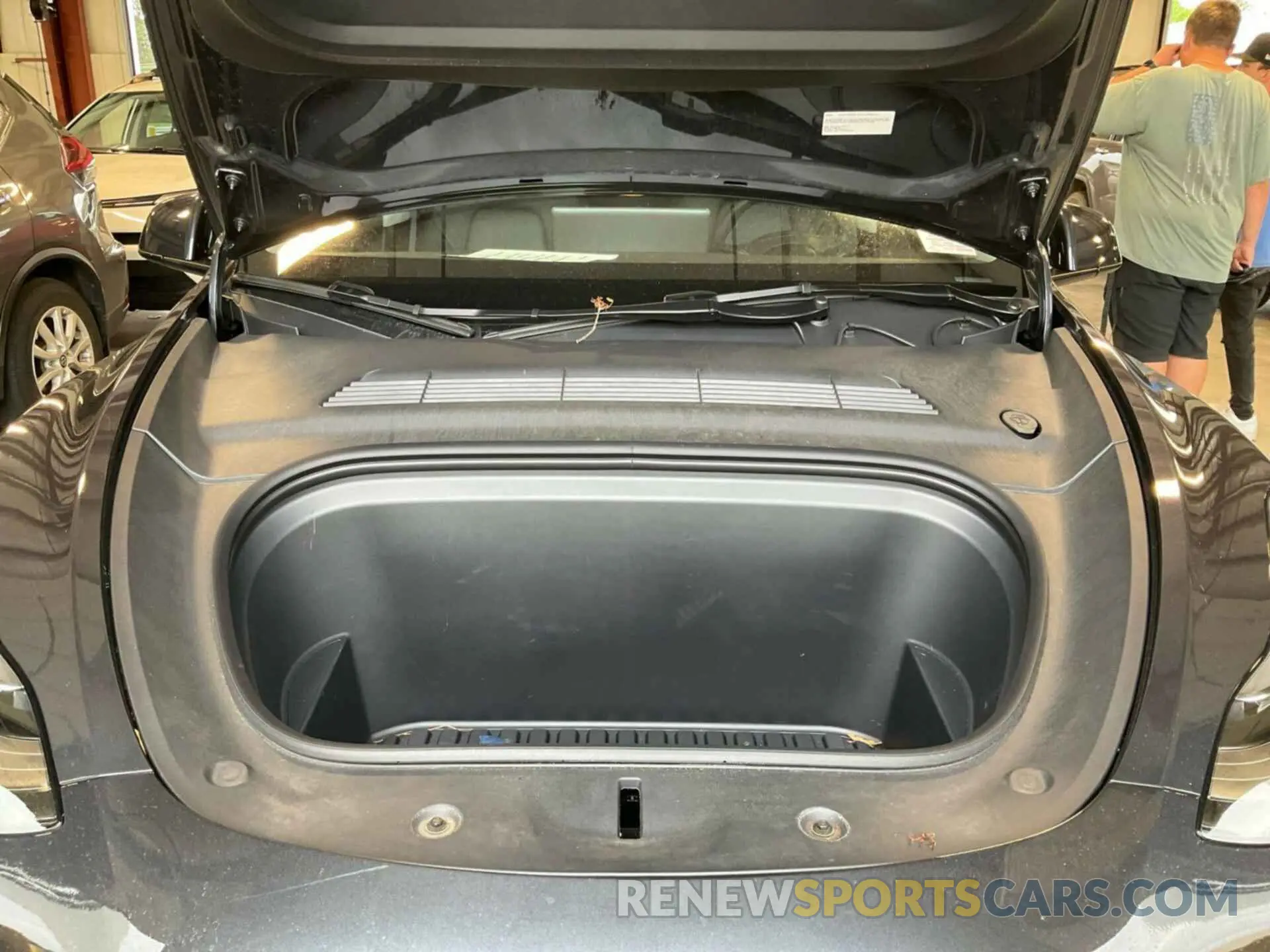 20 fotografías del automóvil dañado 7SAYGDEE8RF986468 TESLA MODEL Y 2024