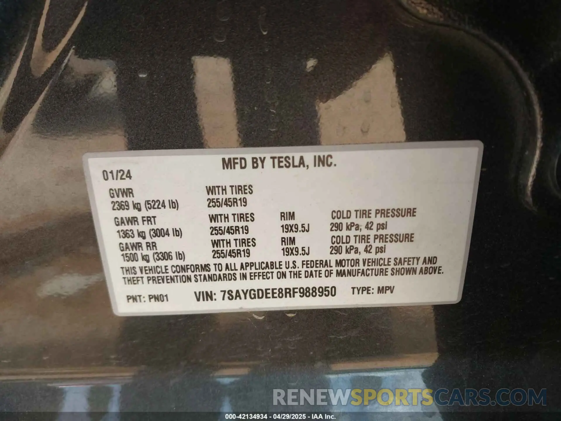 9 fotografías del automóvil dañado 7SAYGDEE8RF988950 TESLA MODEL Y 2024