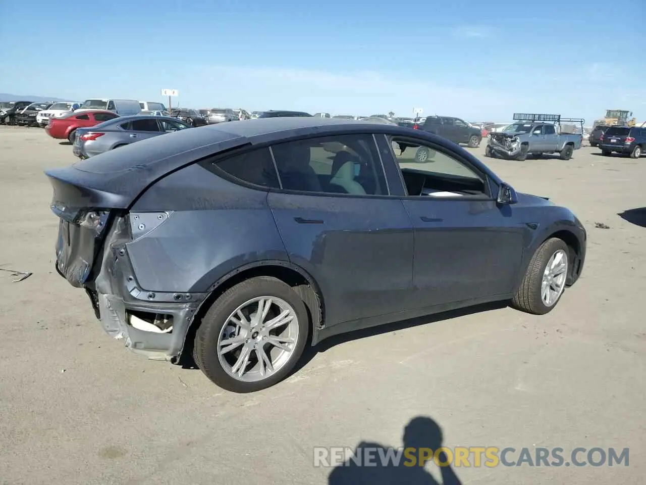 3 fotografías del automóvil dañado 7SAYGDEE9RA215563 TESLA MODEL Y 2024