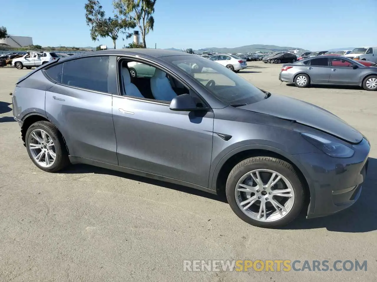 4 fotografías del automóvil dañado 7SAYGDEE9RA215563 TESLA MODEL Y 2024