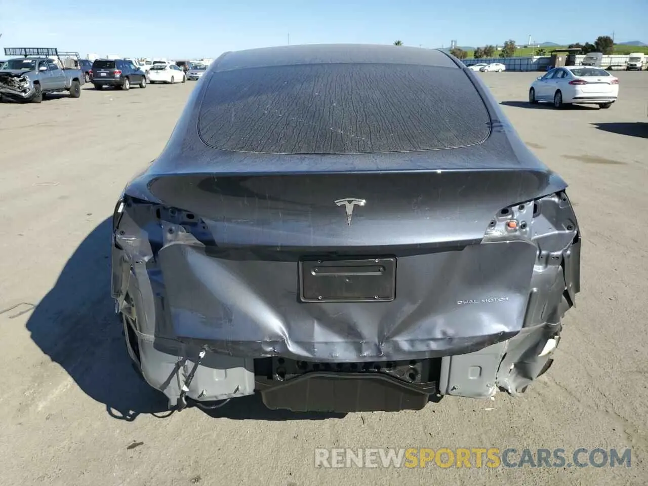 6 fotografías del automóvil dañado 7SAYGDEE9RA215563 TESLA MODEL Y 2024