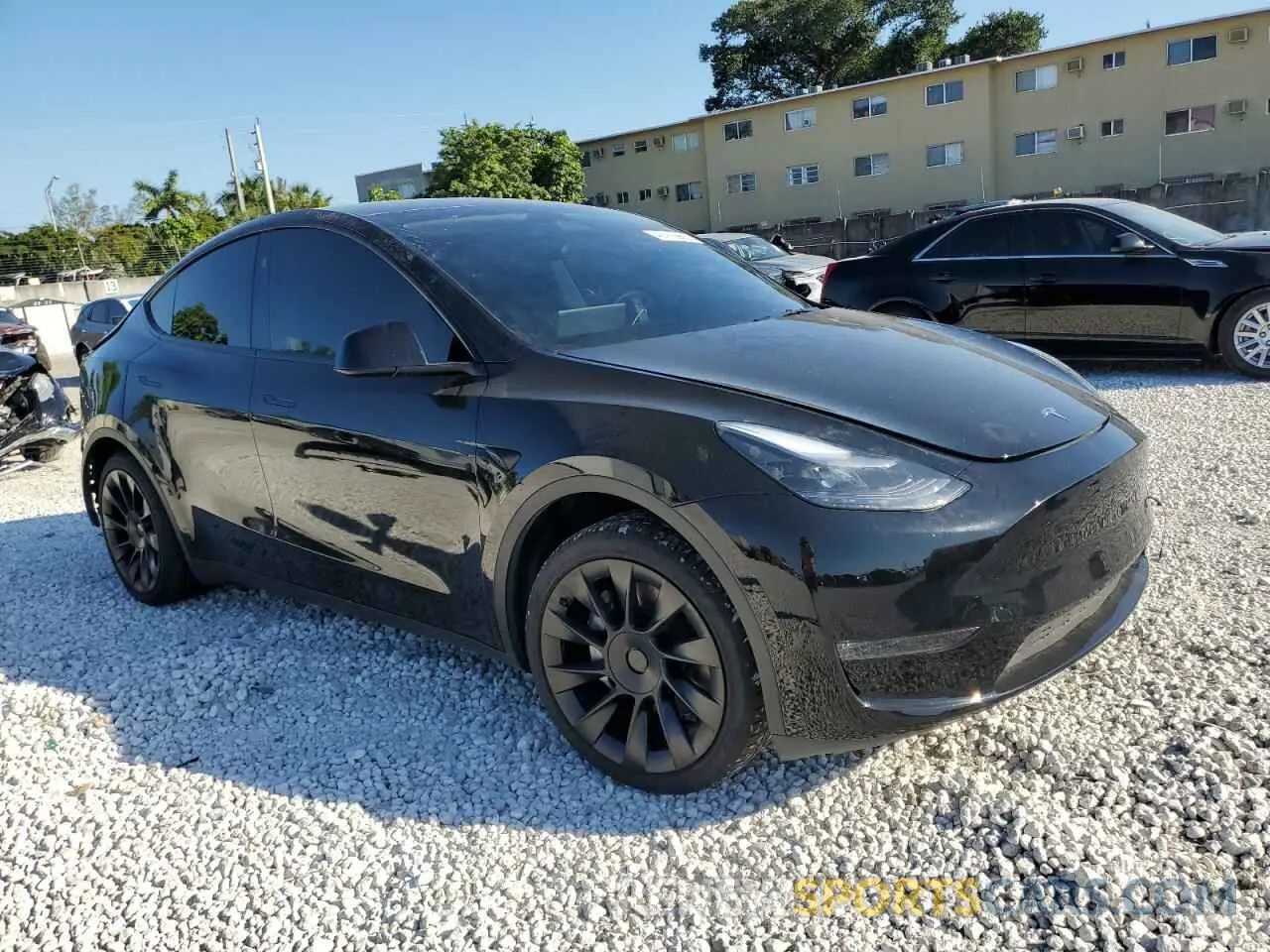 4 fotografías del automóvil dañado 7SAYGDEE9RA303397 TESLA MODEL Y 2024