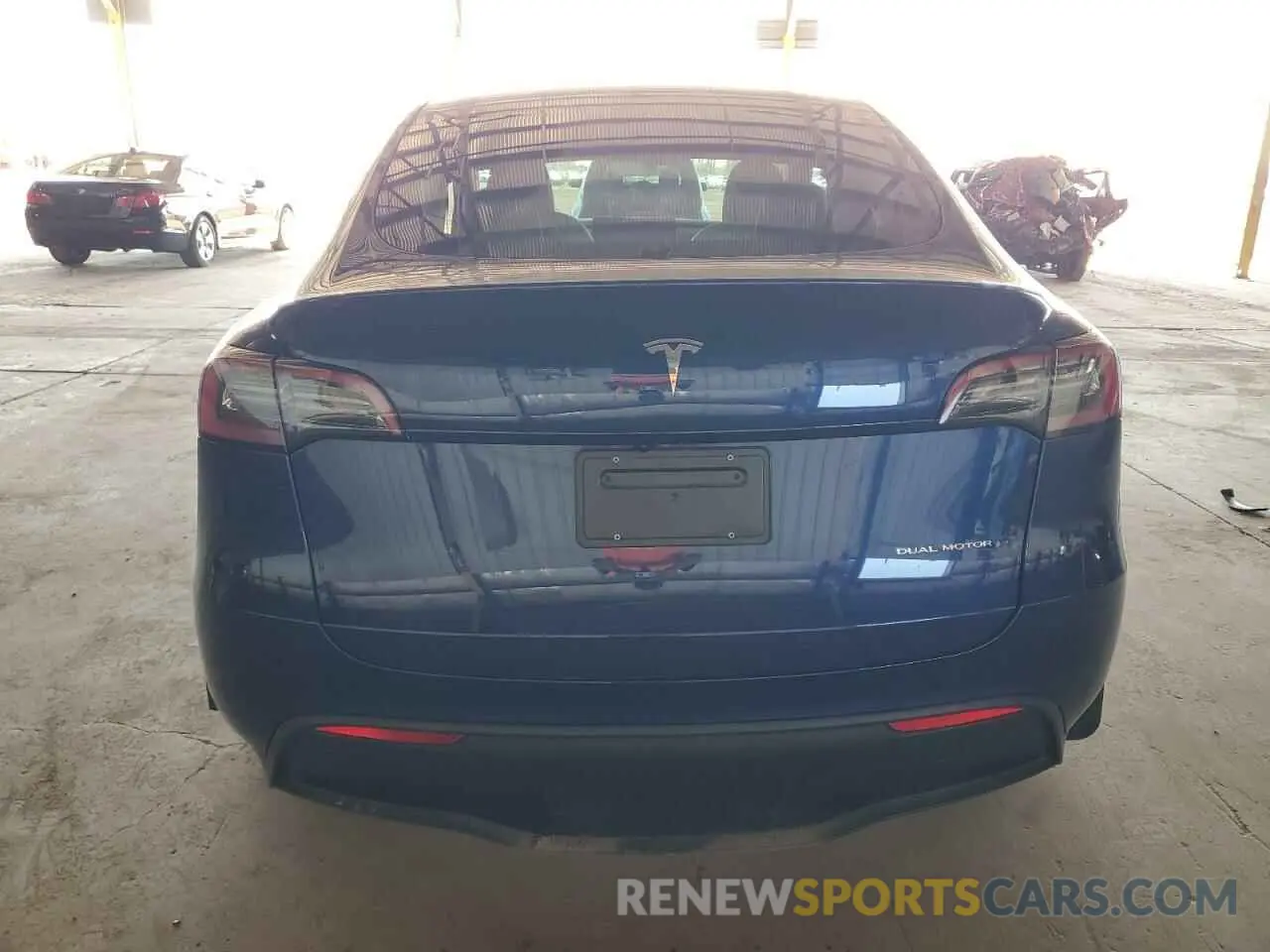 6 fotografías del automóvil dañado 7SAYGDEE9RA320636 TESLA MODEL Y 2024