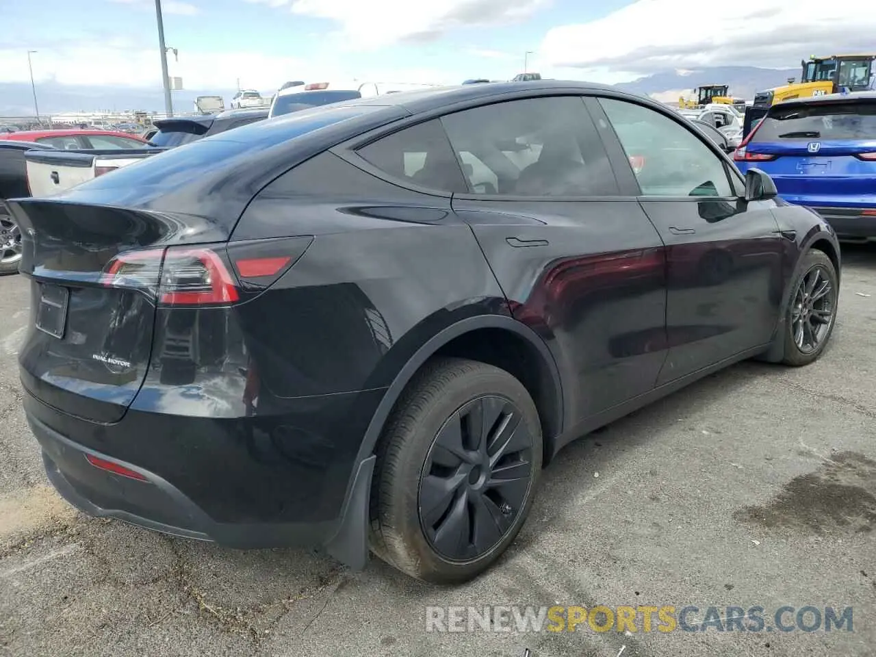 3 fotografías del automóvil dañado 7SAYGDEE9RA323200 TESLA MODEL Y 2024