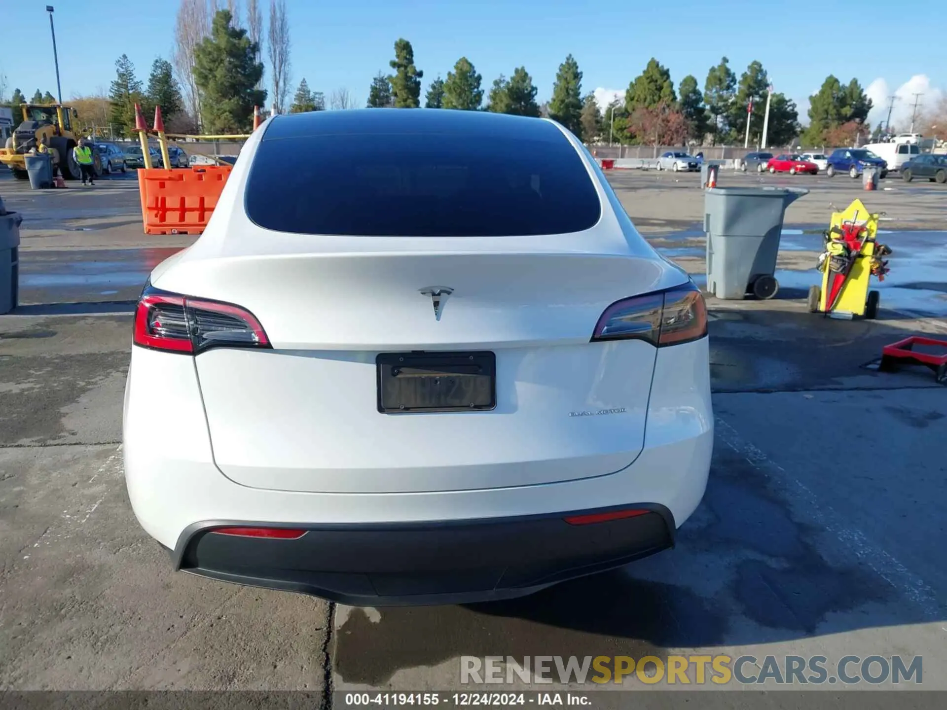 16 fotografías del automóvil dañado 7SAYGDEE9RF071001 TESLA MODEL Y 2024
