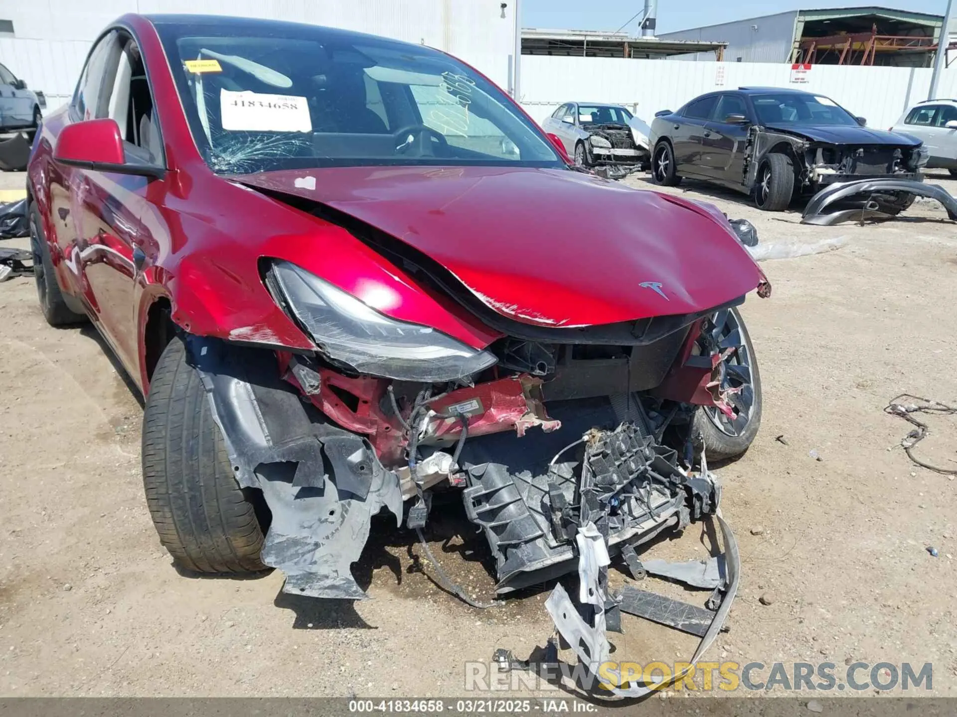 6 fotografías del automóvil dañado 7SAYGDEEXRA236065 TESLA MODEL Y 2024