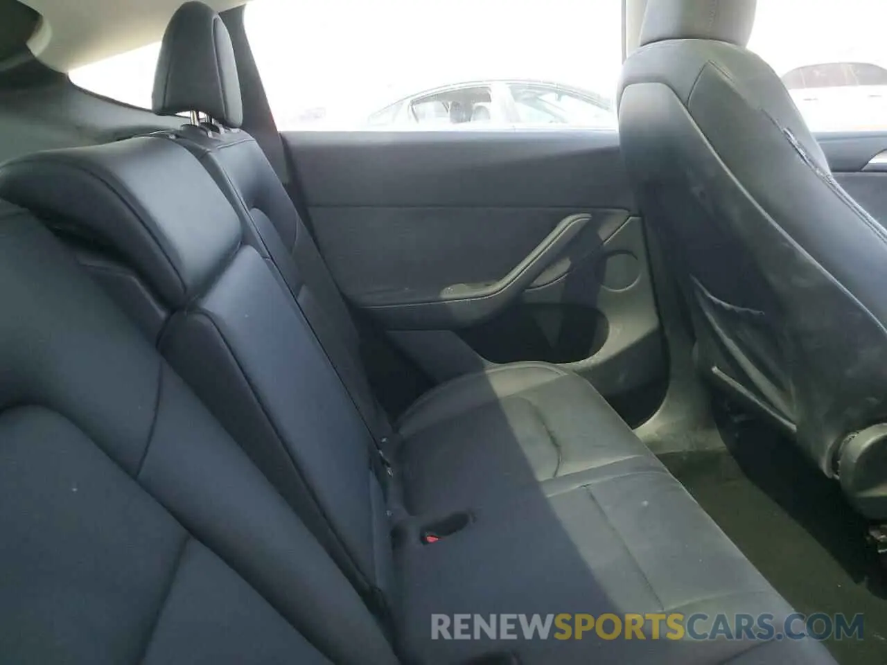 10 fotografías del automóvil dañado 7SAYGDEEXRA237667 TESLA MODEL Y 2024
