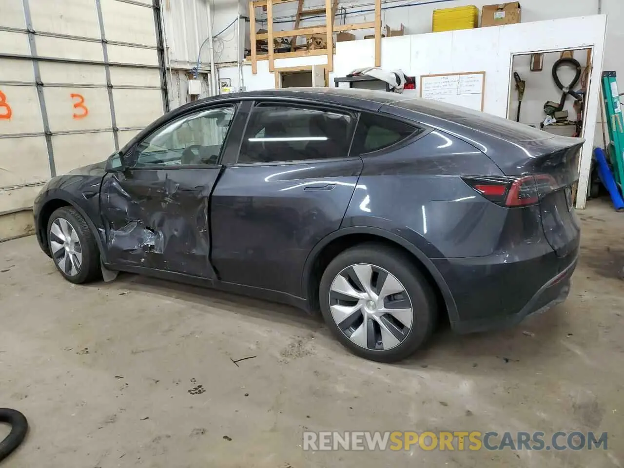 2 fotografías del automóvil dañado 7SAYGDEEXRA246644 TESLA MODEL Y 2024
