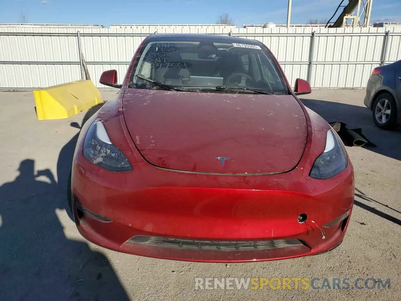 5 fotografías del automóvil dañado 7SAYGDEEXRA247566 TESLA MODEL Y 2024