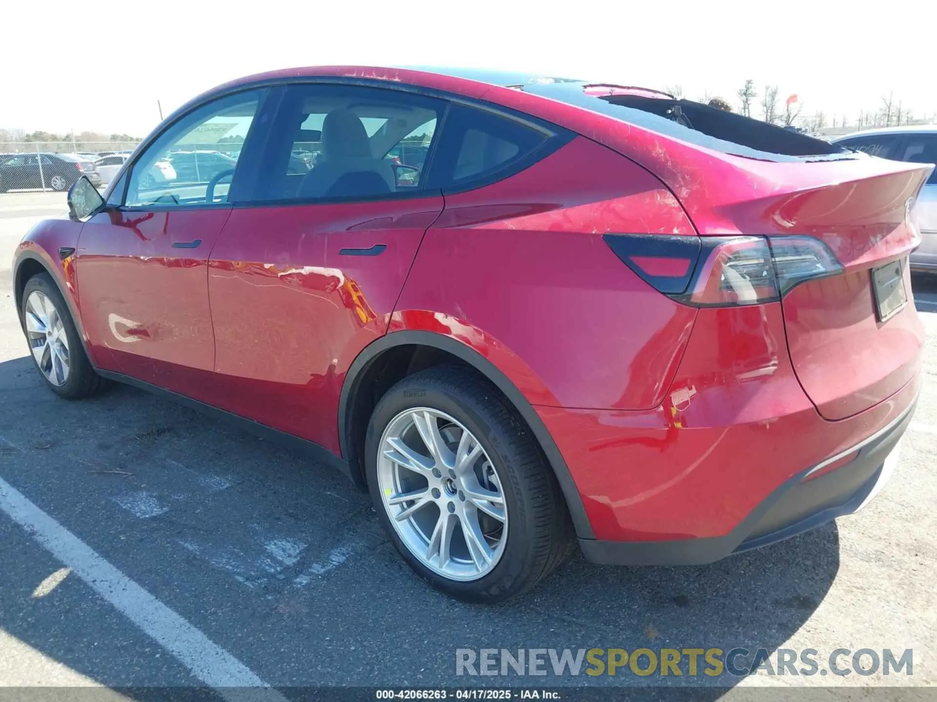 3 fotografías del automóvil dañado 7SAYGDEEXRA264495 TESLA MODEL Y 2024