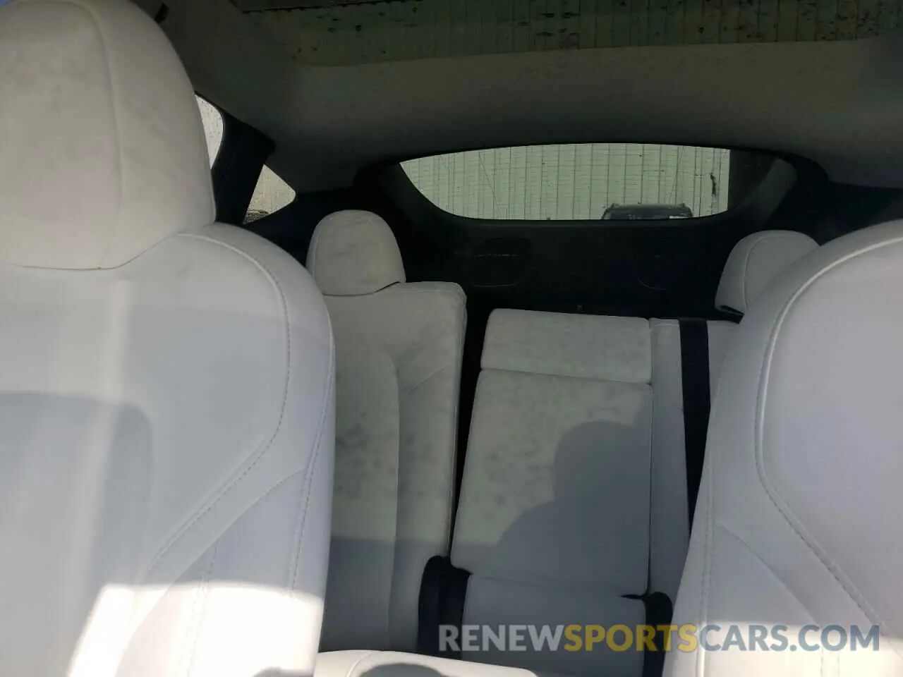 10 fotografías del automóvil dañado 7SAYGDEEXRA279594 TESLA MODEL Y 2024