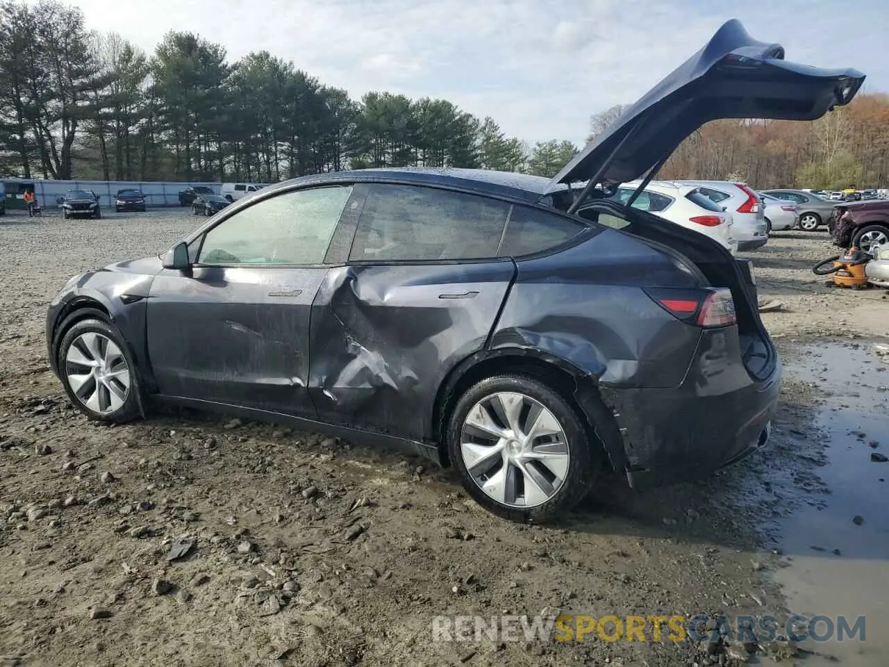 2 fotografías del automóvil dañado 7SAYGDEEXRA279594 TESLA MODEL Y 2024