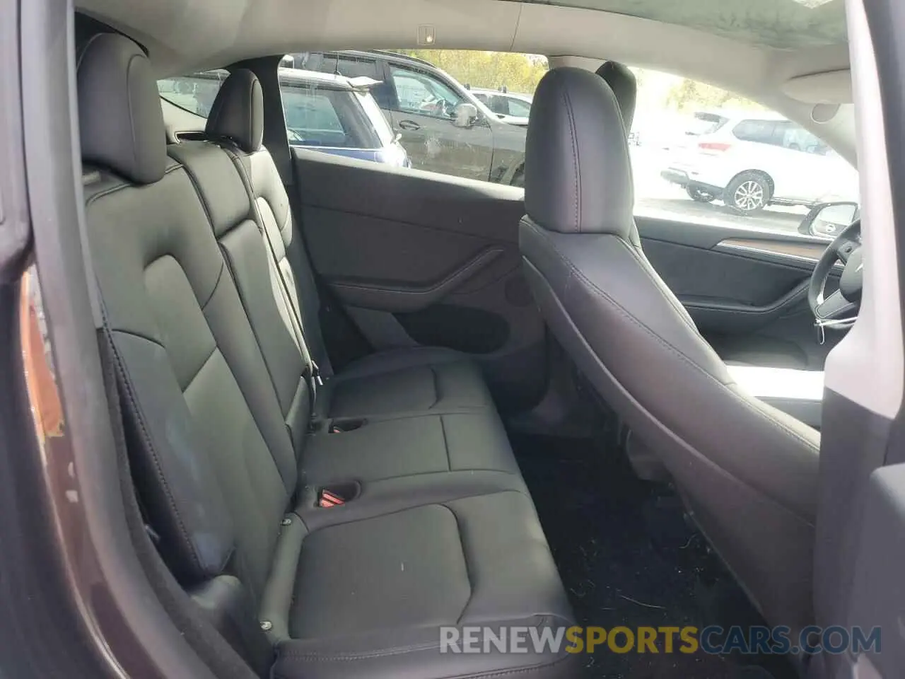 10 fotografías del automóvil dañado 7SAYGDEEXRA283788 TESLA MODEL Y 2024