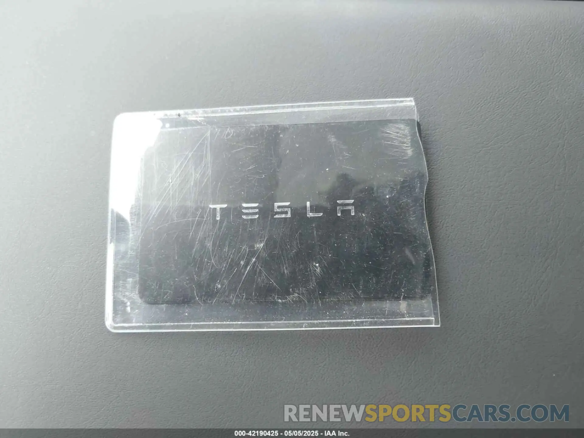 11 fotografías del automóvil dañado 7SAYGDEEXRF059620 TESLA MODEL Y 2024