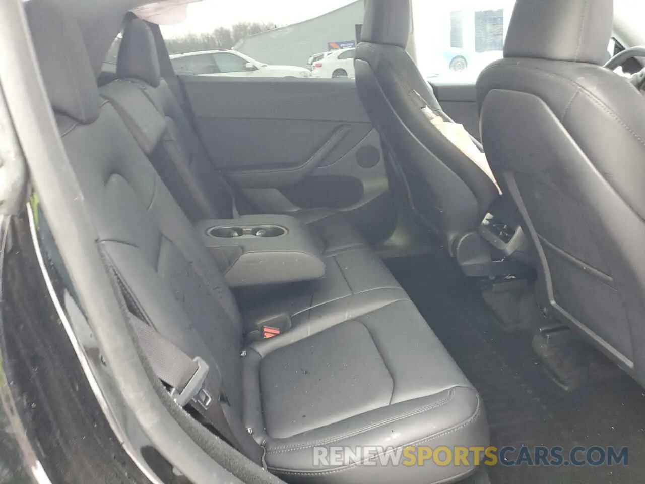 11 fotografías del automóvil dañado 7SAYGDEEXRF090219 TESLA MODEL Y 2024