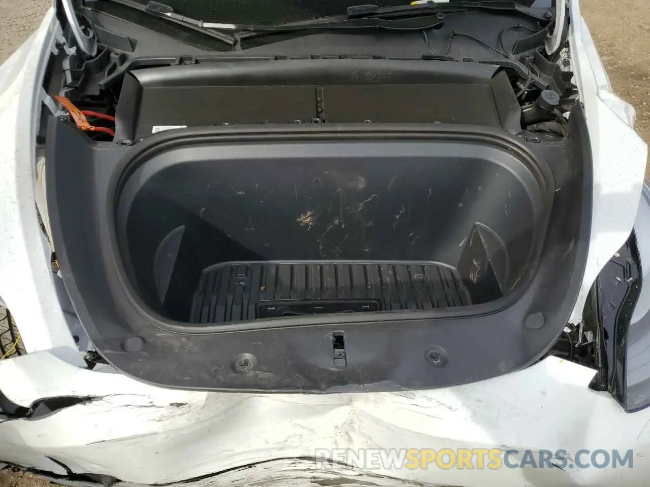11 fotografías del automóvil dañado 7SAYGDEEXRF104913 TESLA MODEL Y 2024