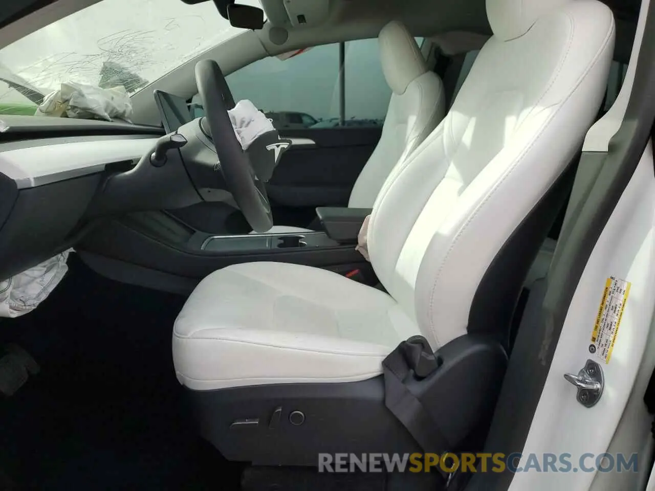 7 fotografías del automóvil dañado 7SAYGDEEXRF104913 TESLA MODEL Y 2024