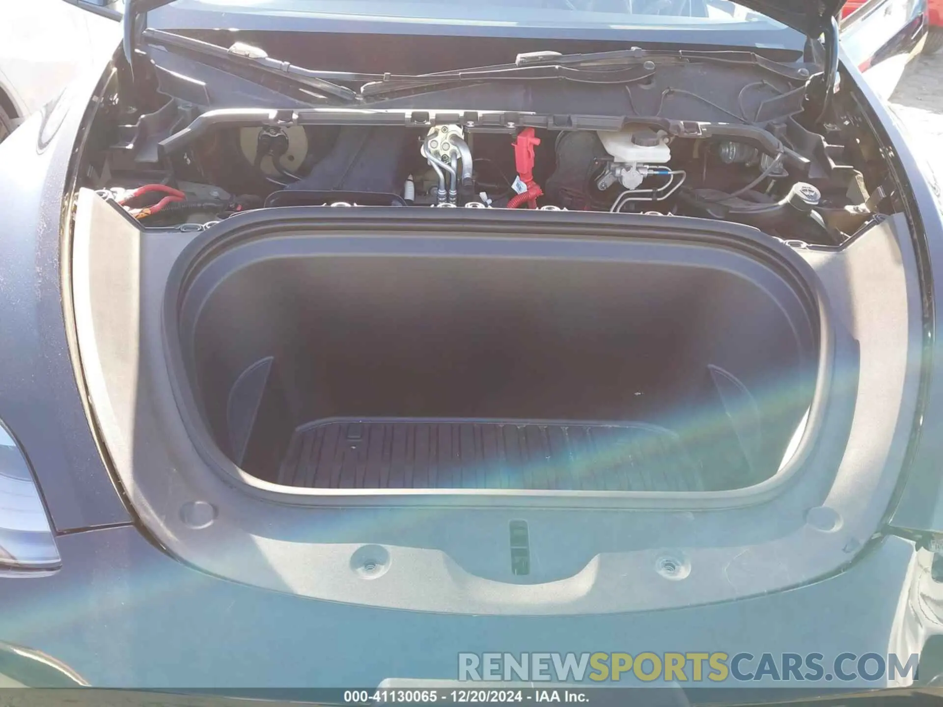 10 fotografías del automóvil dañado 7SAYGDEEXRF116673 TESLA MODEL Y 2024