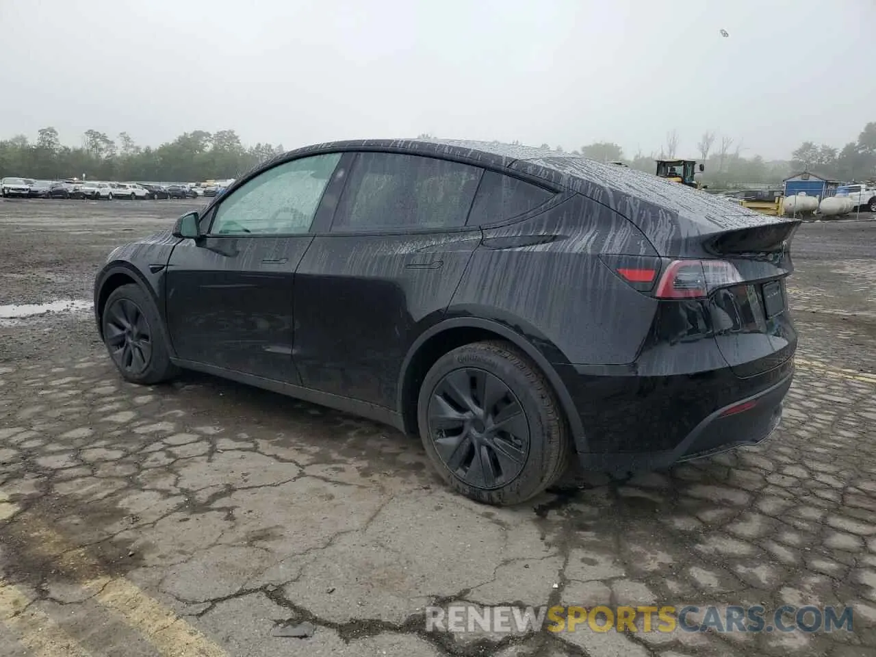2 fotografías del automóvil dañado 7SAYGDEEXRF149334 TESLA MODEL Y 2024