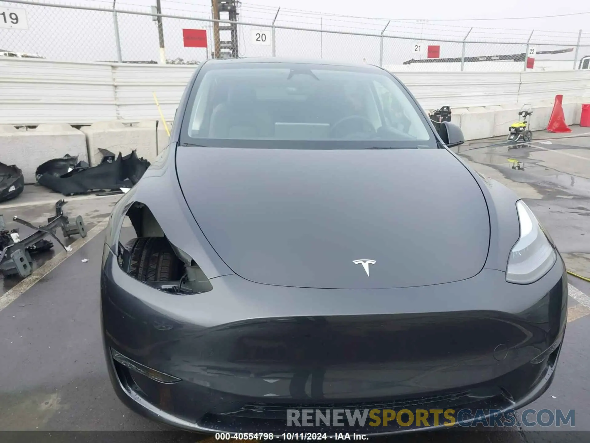 13 fotografías del automóvil dañado 7SAYGDEEXRF180731 TESLA MODEL Y 2024