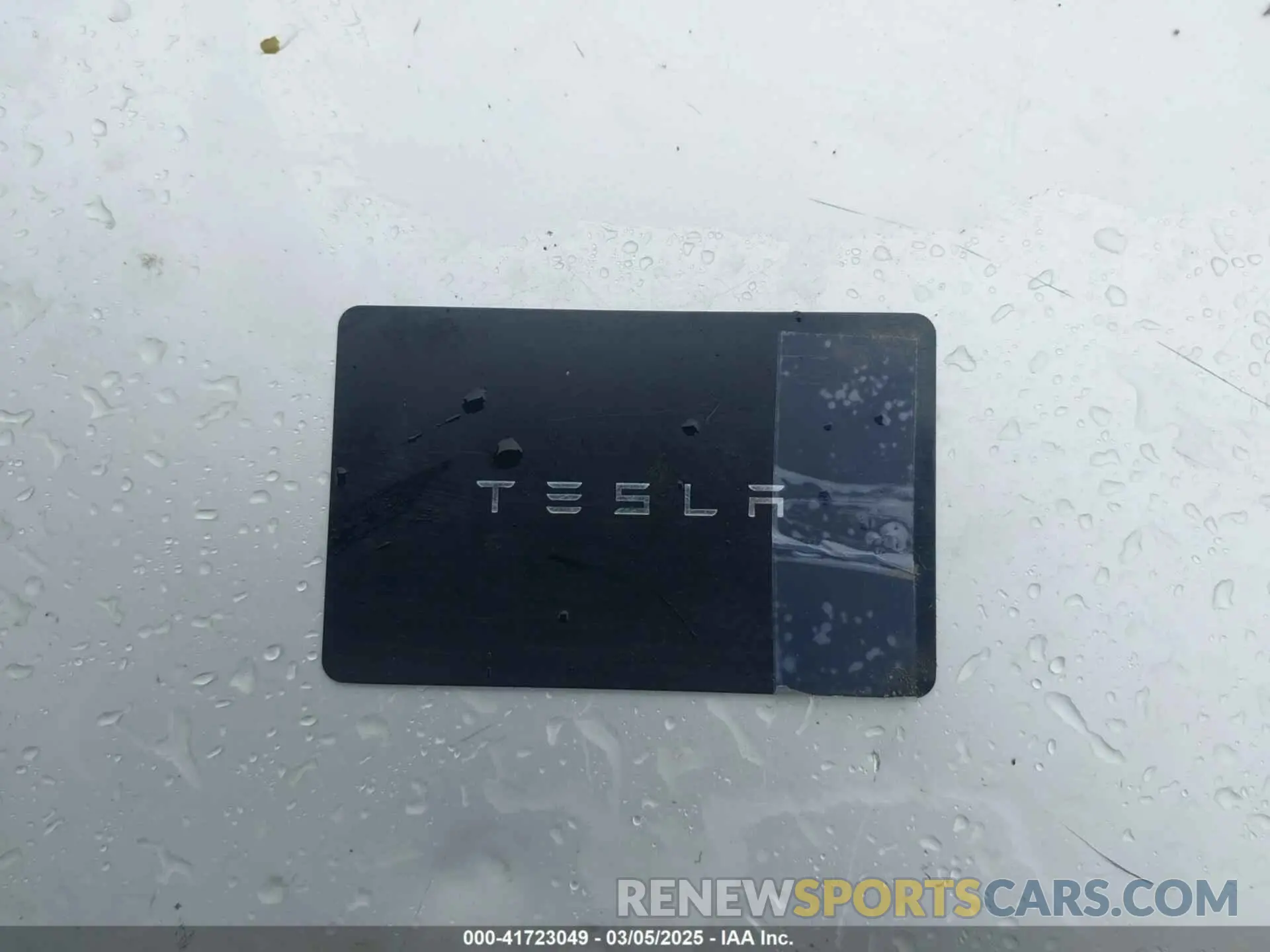 11 fotografías del automóvil dañado 7SAYGDEEXRF230169 TESLA MODEL Y 2024