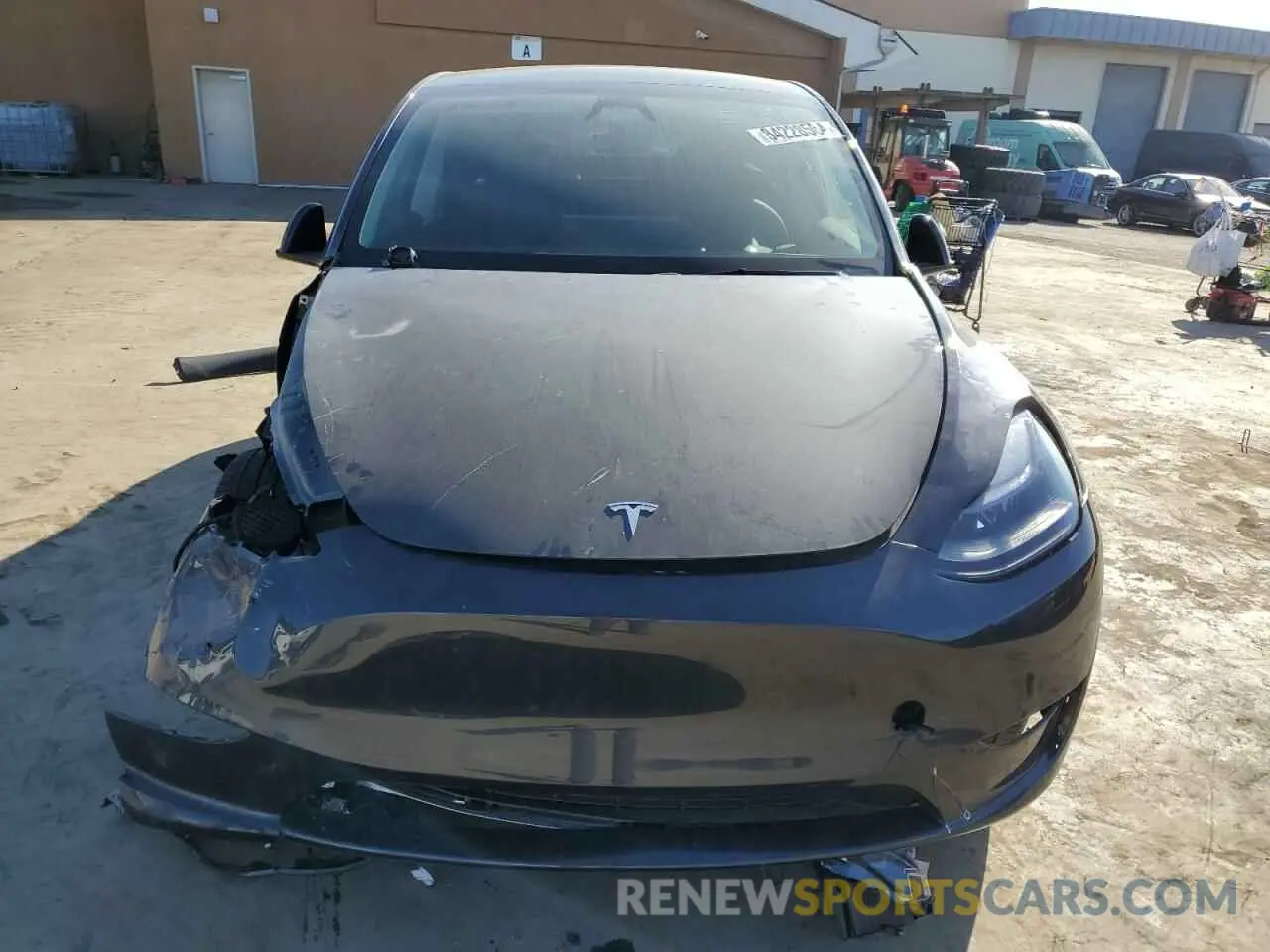 5 fotografías del automóvil dañado 7SAYGDEEXRF995933 TESLA MODEL Y 2024