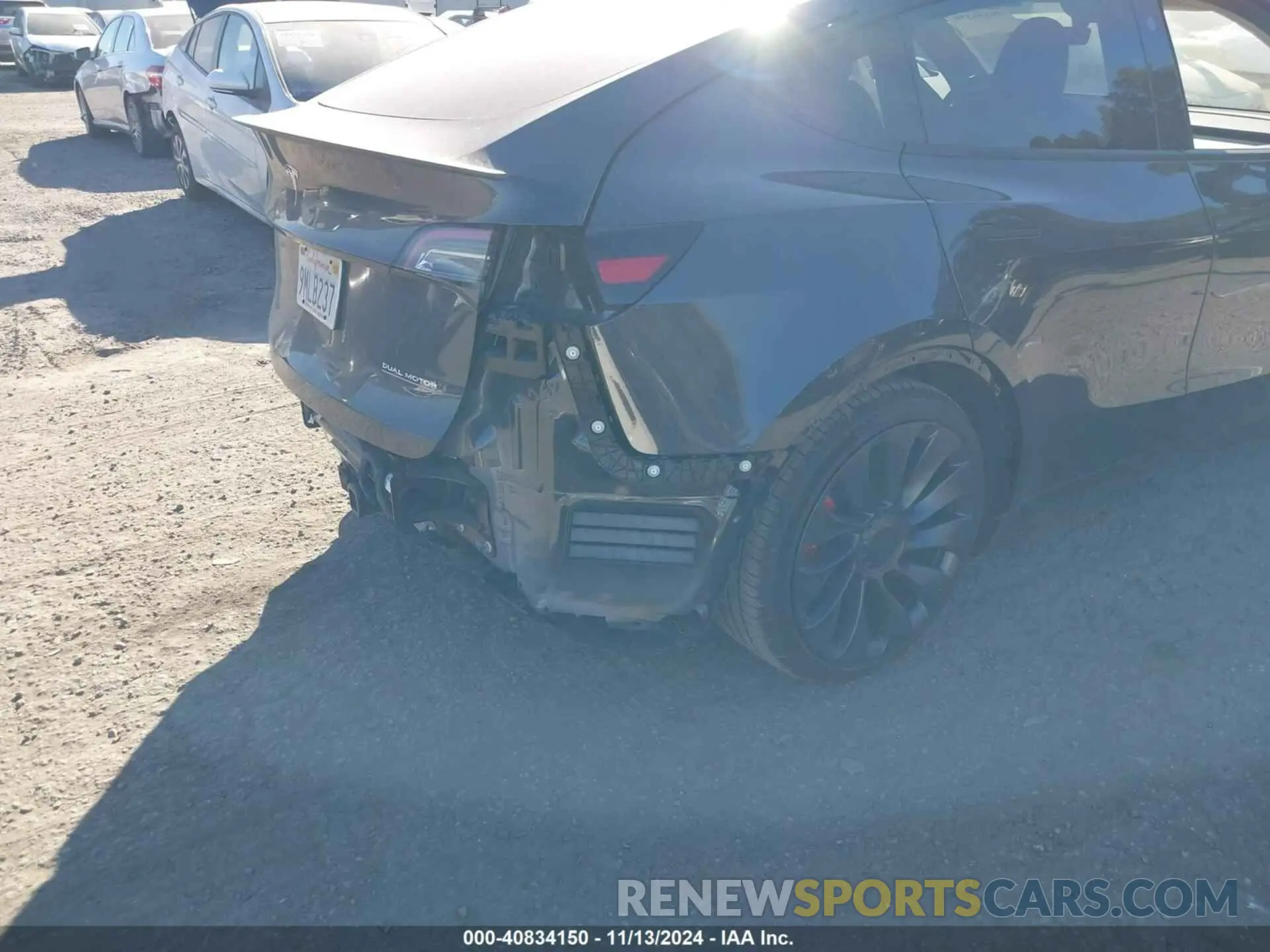 22 fotografías del automóvil dañado 7SAYGDEF0RF051809 TESLA MODEL Y 2024