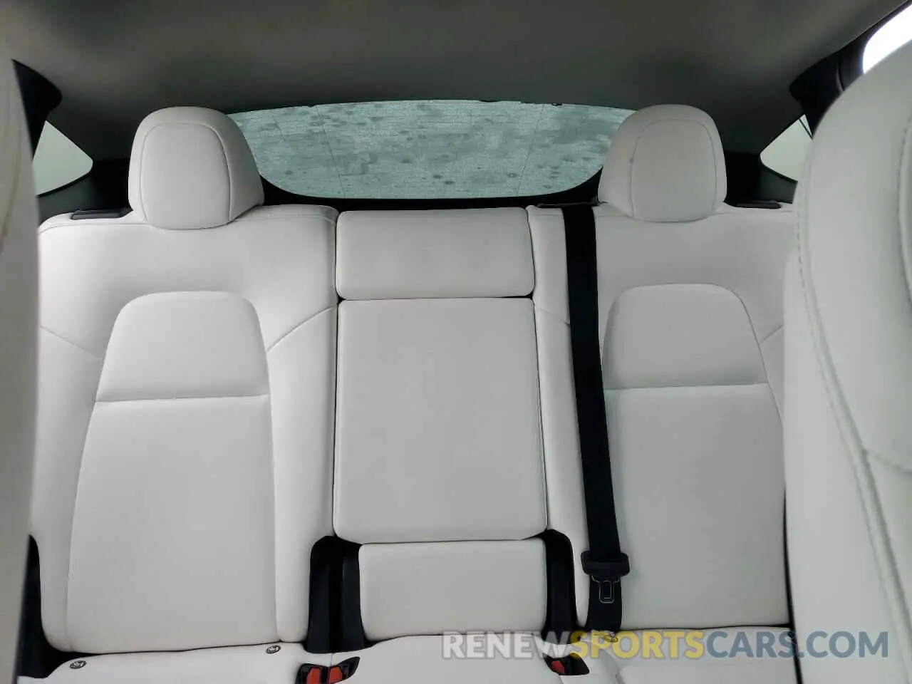 10 fotografías del automóvil dañado 7SAYGDEF1RF028278 TESLA MODEL Y 2024