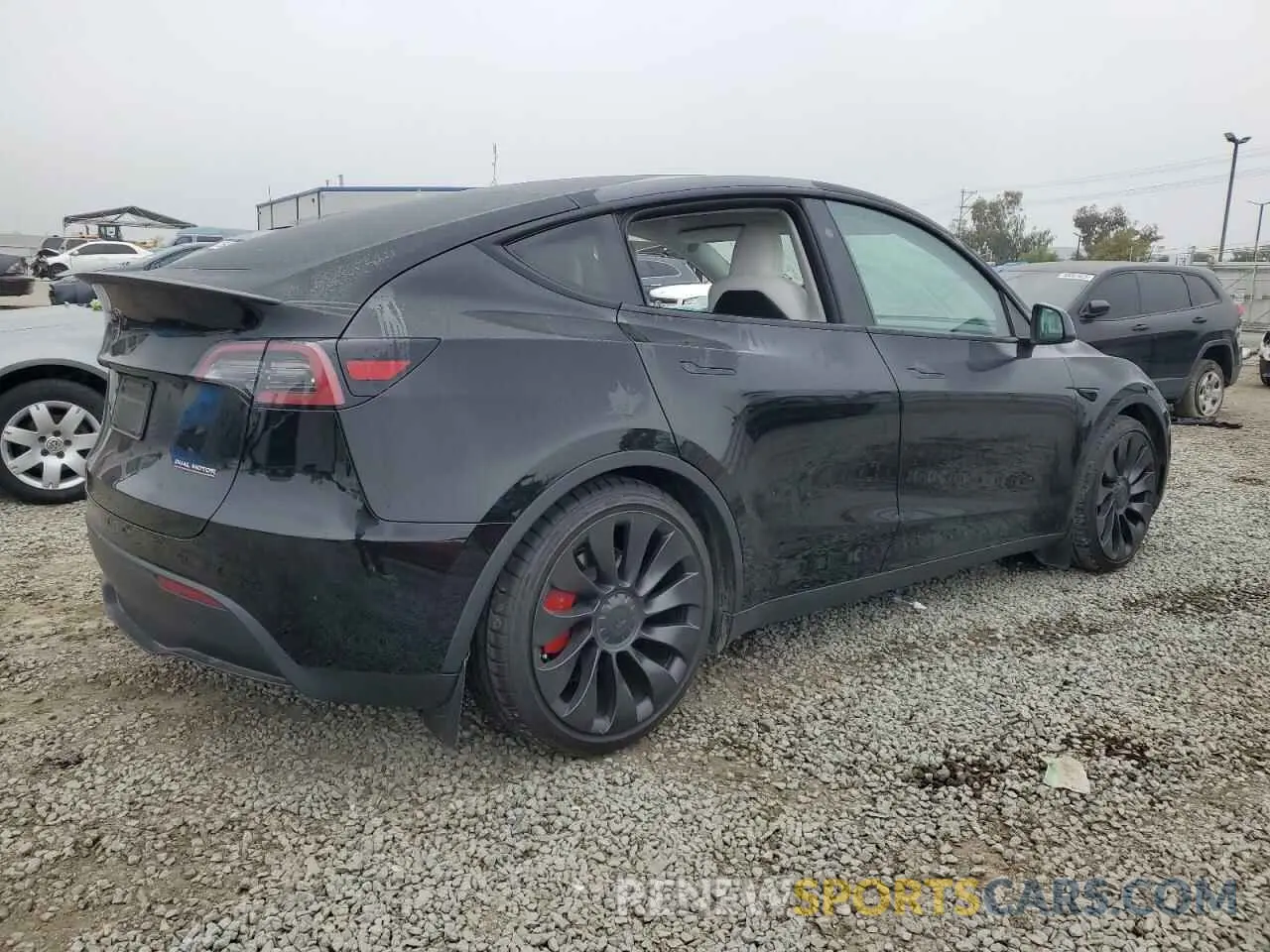 3 fotografías del automóvil dañado 7SAYGDEF1RF028278 TESLA MODEL Y 2024