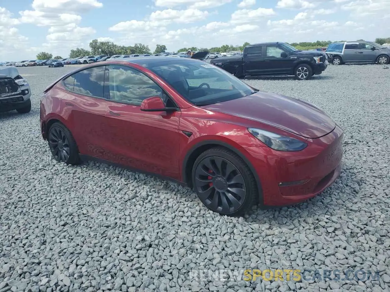 4 fotografías del automóvil dañado 7SAYGDEF1RF052175 TESLA MODEL Y 2024